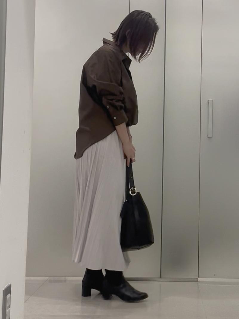 まどかさんの「UNTITLED｜コットンドルマンシャツ」を使ったコーディネート