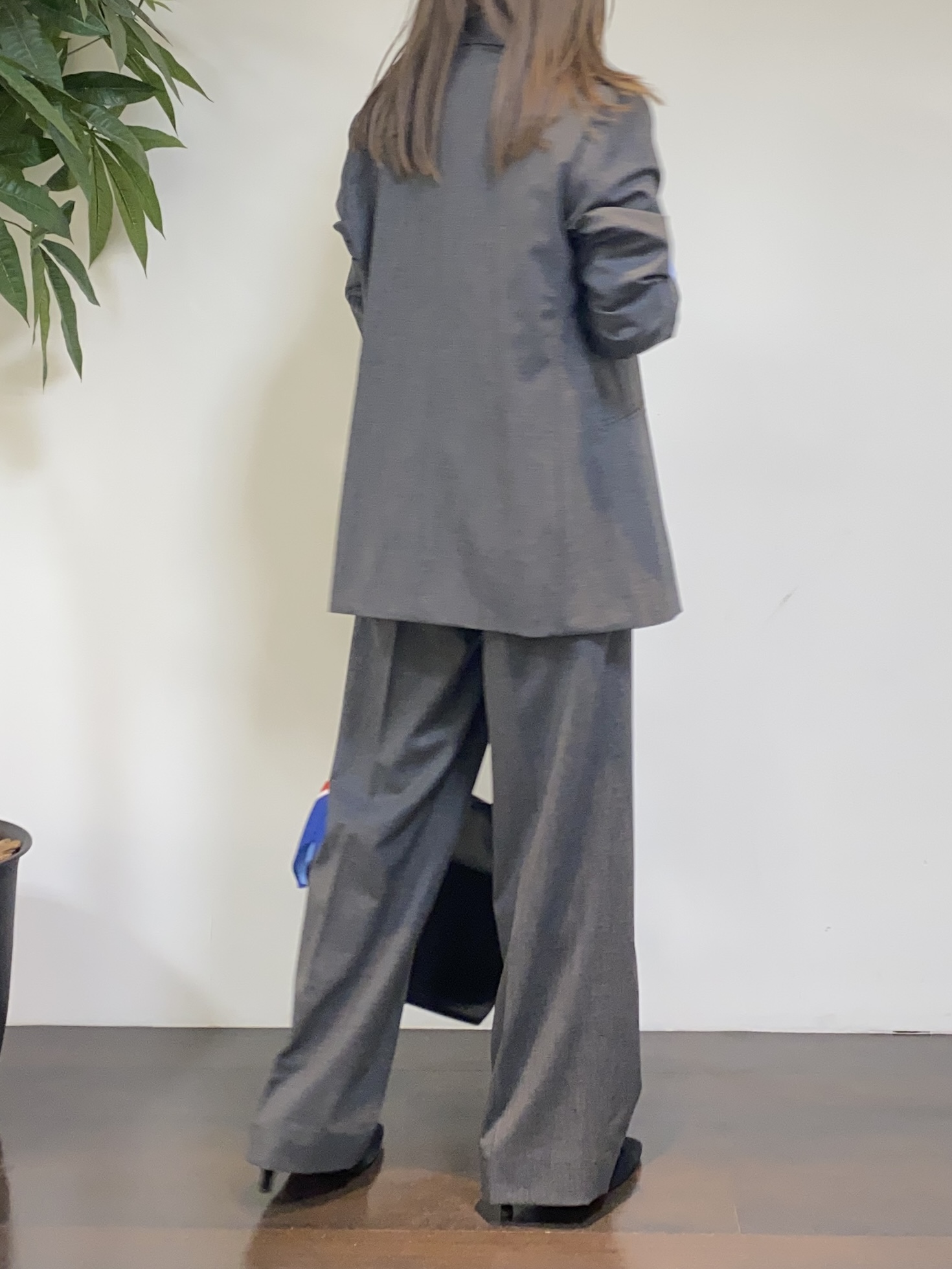 tomoさんの「UNTITLED｜【セットアップ可/秋羽織り/お仕事スーツ】ウールブレンドダブルジャケット」を使ったコーディネート