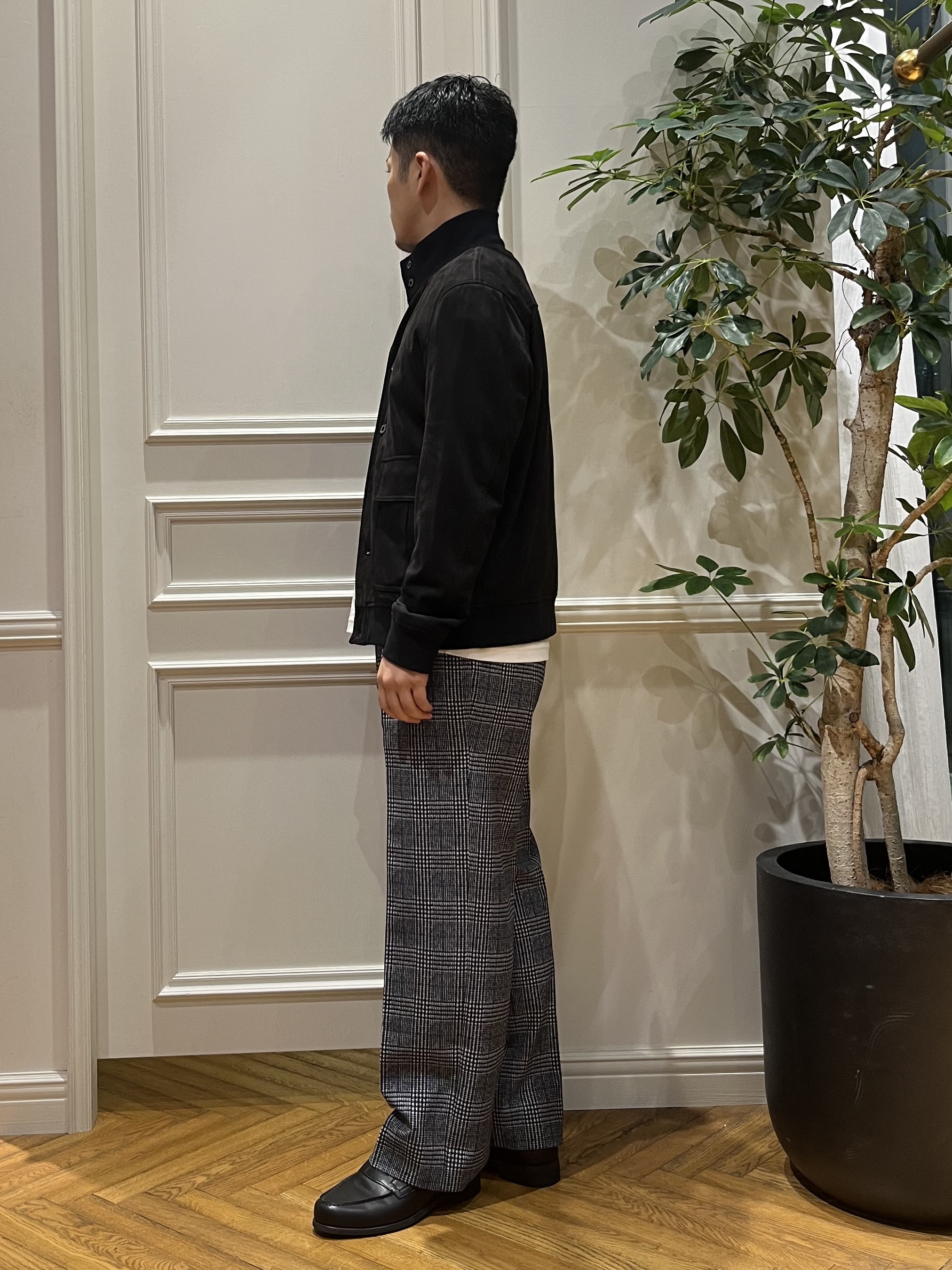Tokuさんの「DRESSTERIOR｜スエードライク シティタンカース ジャケット」を使ったコーディネート