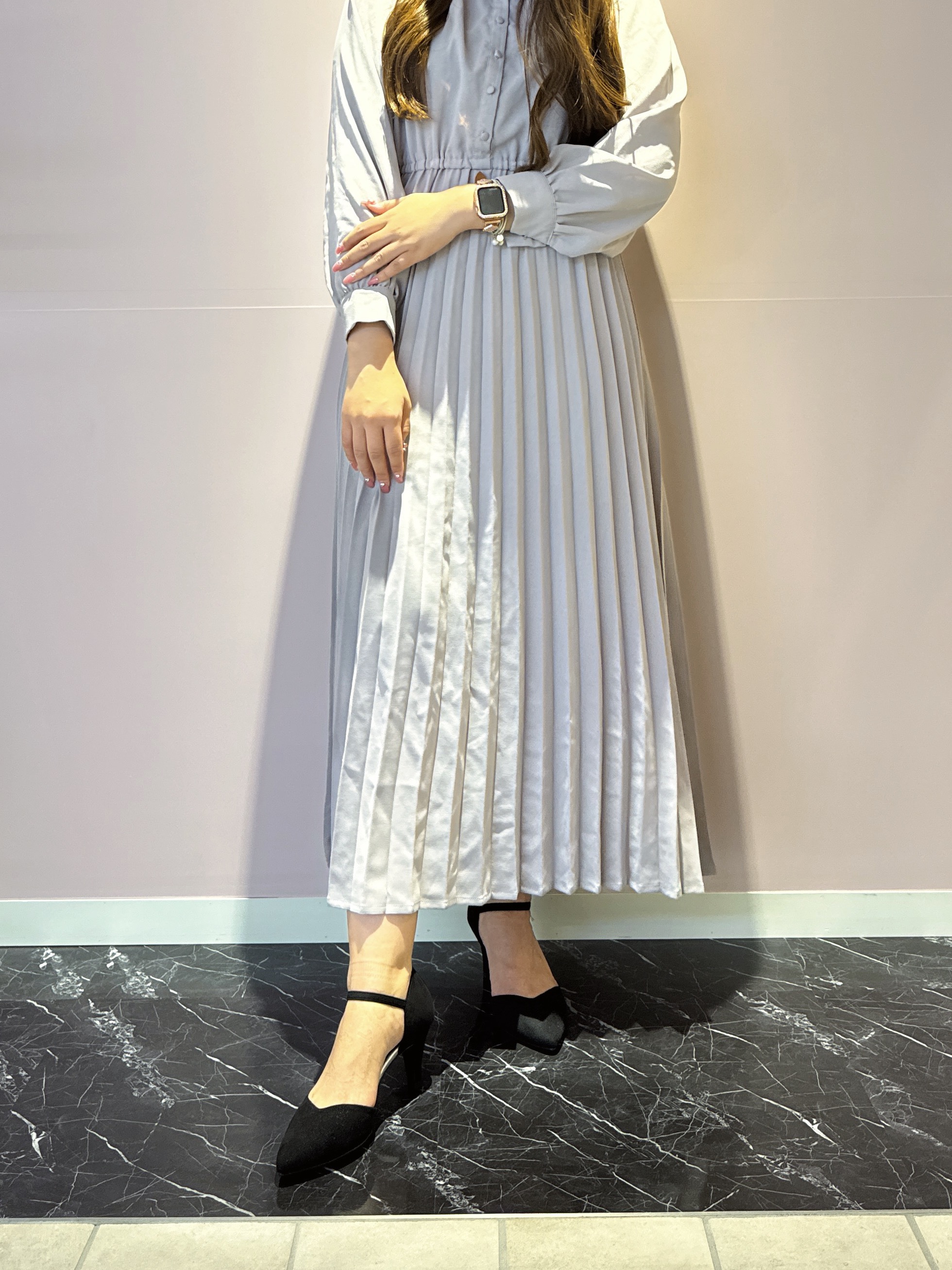 neinaさんの「ESPERANZA｜アンクルストラップパンプス」を使ったコーディネート