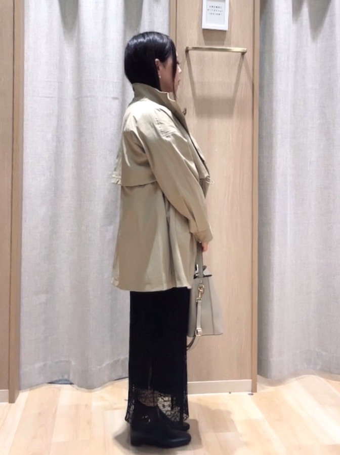 たけちゃんさんの「grove｜【撥水／シルエット2WAY】ゆったり着られて体型カバー◎ スタンドネック テントラインコート」を使ったコーディネート