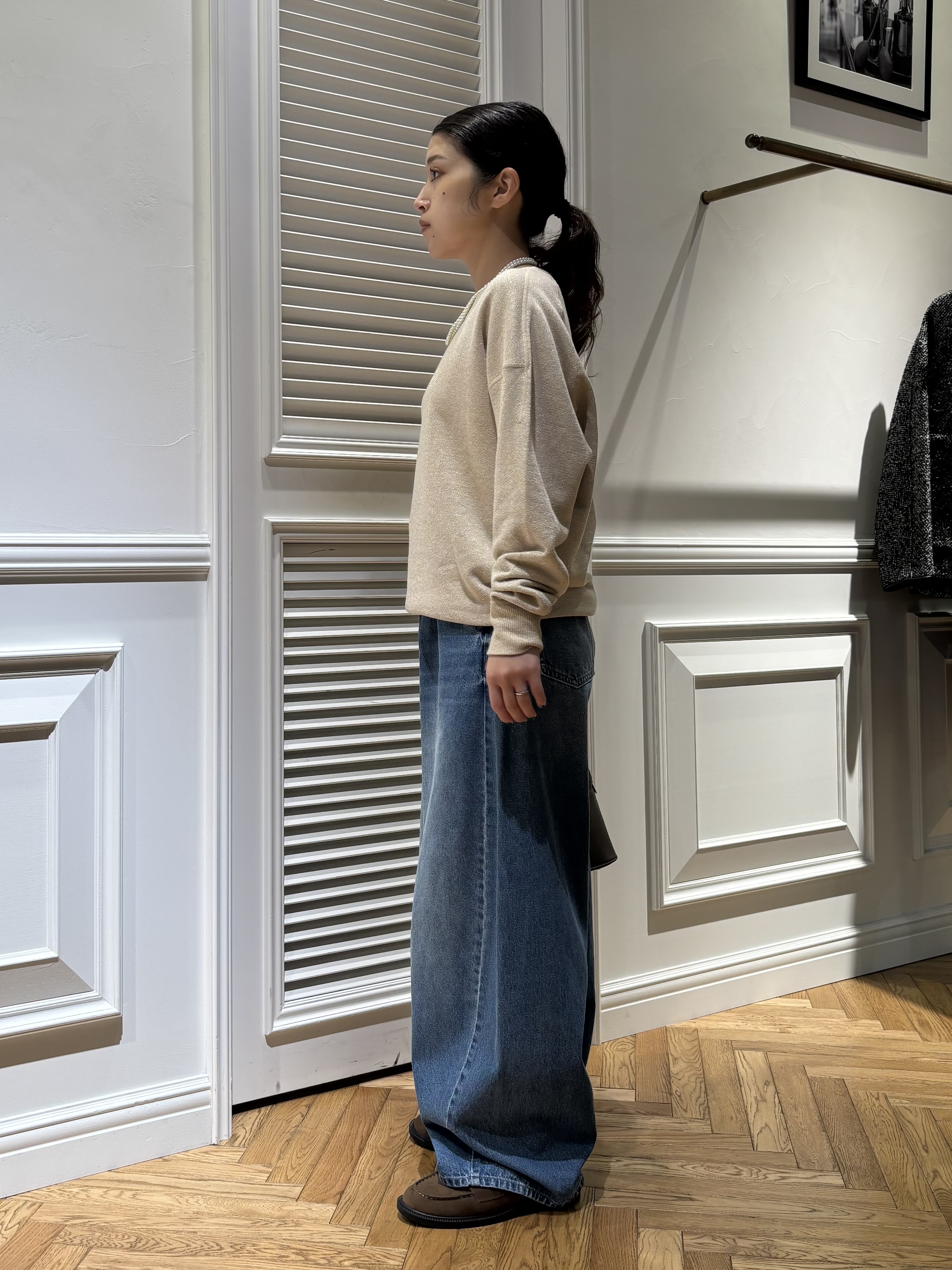 Mgmさんの「DRESSTERIOR｜ラメ裏毛 プルオーバー」を使ったコーディネート
