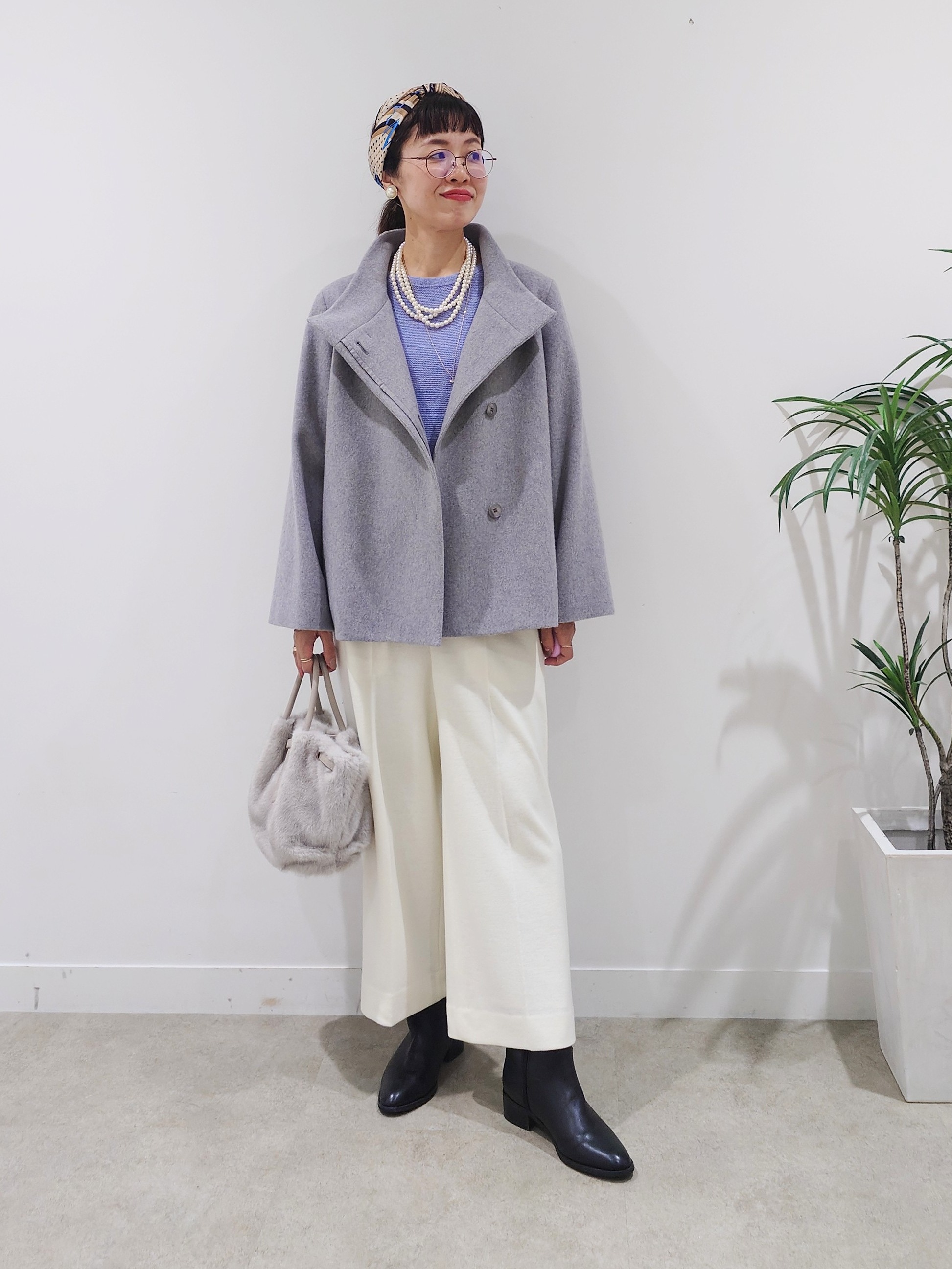 MUTSUKOさんの「UNTITLED｜【軽アウター/ウール100】ウールショートコート」を使ったコーディネート