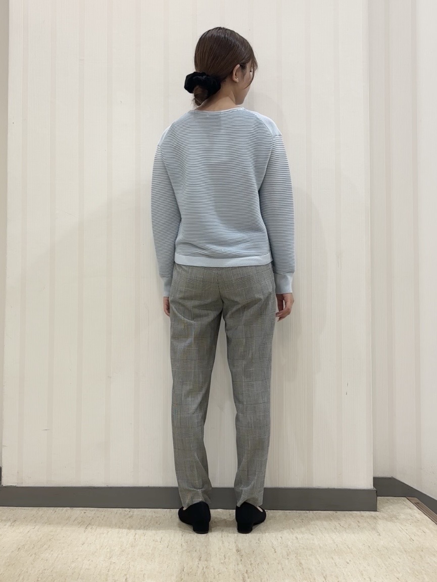 ちひさんの「INDIVI｜【ウール混／体型カバー】ラメガーター編み Vネックニット」を使ったコーディネート