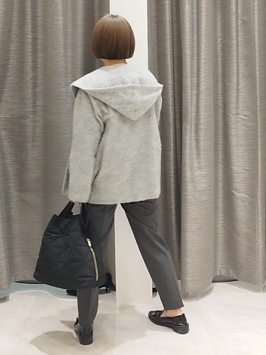 s u g iさんの「UNTITLED｜【軽アウター/秋羽織り】シャギーフーディ―カーディガン」を使ったコーディネート
