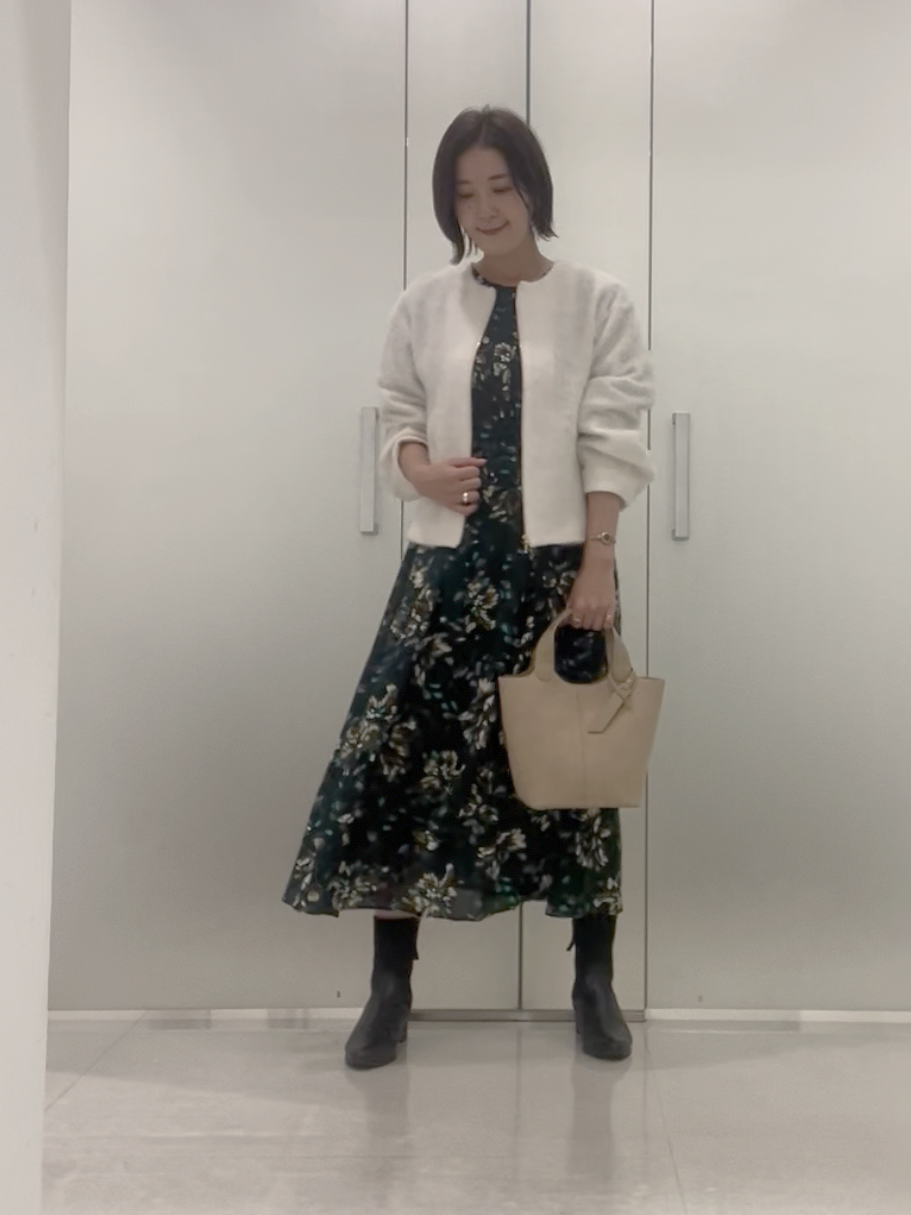 まどかさんの「UNTITLED｜【軽アウター/秋羽織り】シャギージップカーデ」を使ったコーディネート