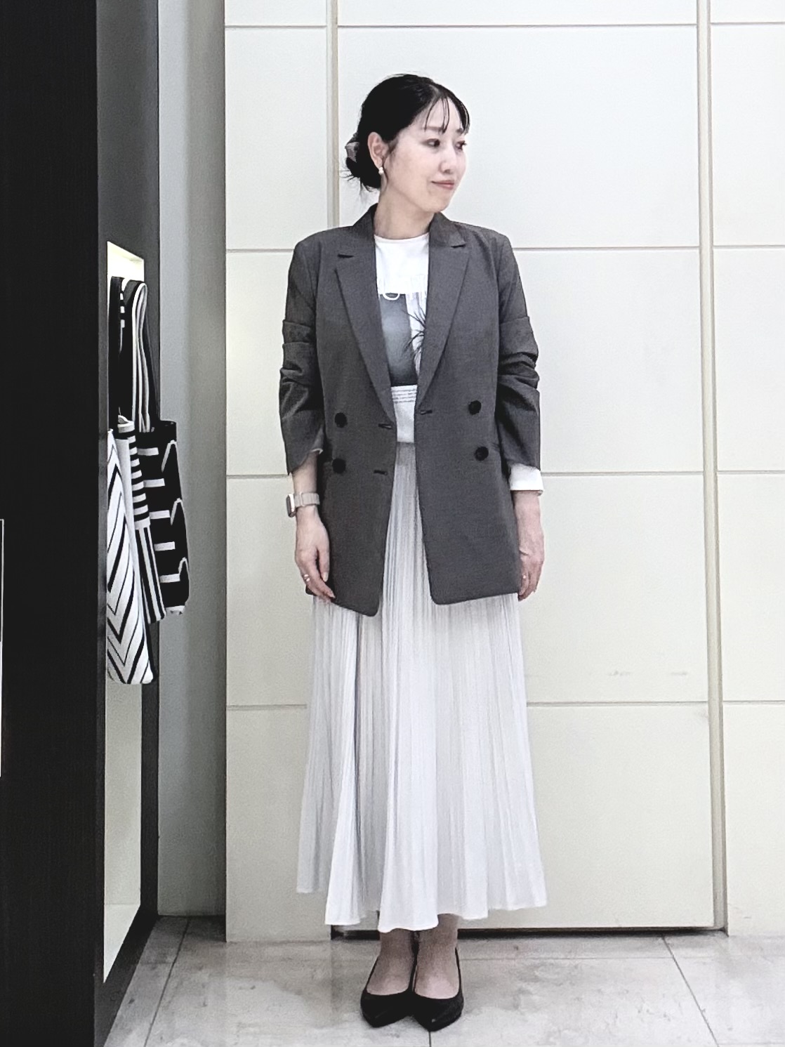 mori.さんの「UNTITLED｜【セットアップ可/秋羽織り/お仕事スーツ】ウールブレンドダブルジャケット」を使ったコーディネート