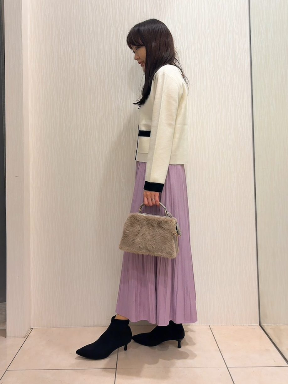 SAHOさんの「UNTITLED｜【アンサンブル可/ジャケットライク】モールラインカーディガン」を使ったコーディネート