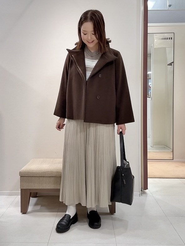 YUIさんの「UNTITLED｜【軽アウター/ウール100】ウールショートコート」を使ったコーディネート