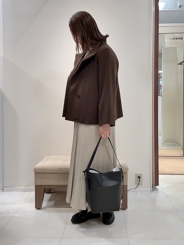 YUIさんの「UNTITLED｜【軽アウター/ウール100】ウールショートコート」を使ったコーディネート