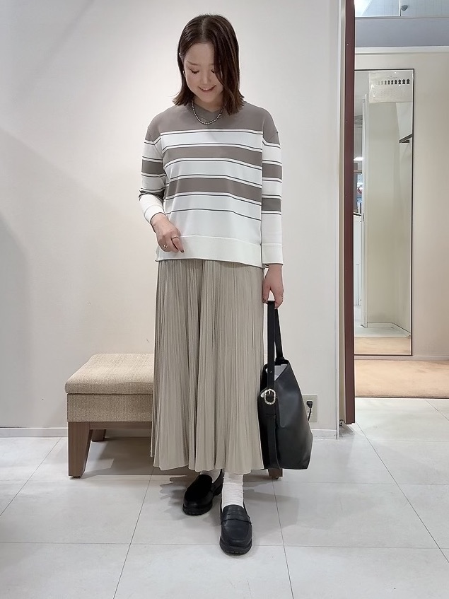YUIさんの「UNTITLED｜【軽アウター/ウール100】ウールショートコート」を使ったコーディネート