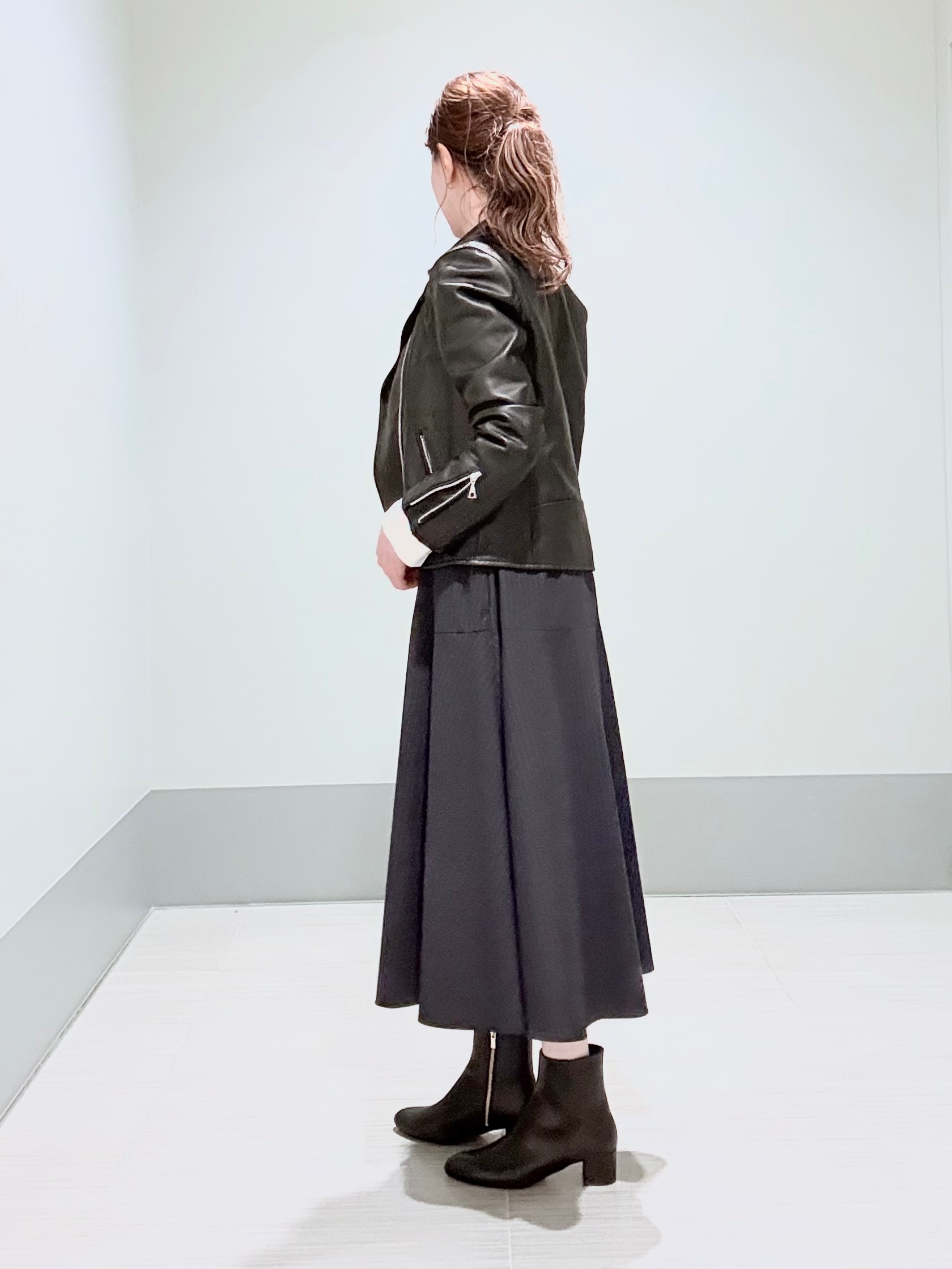 Yamaさんの「DRESSTERIOR｜【STORY11月号掲載】ウォッシャブルストライプシャツワンピース」を使ったコーディネート