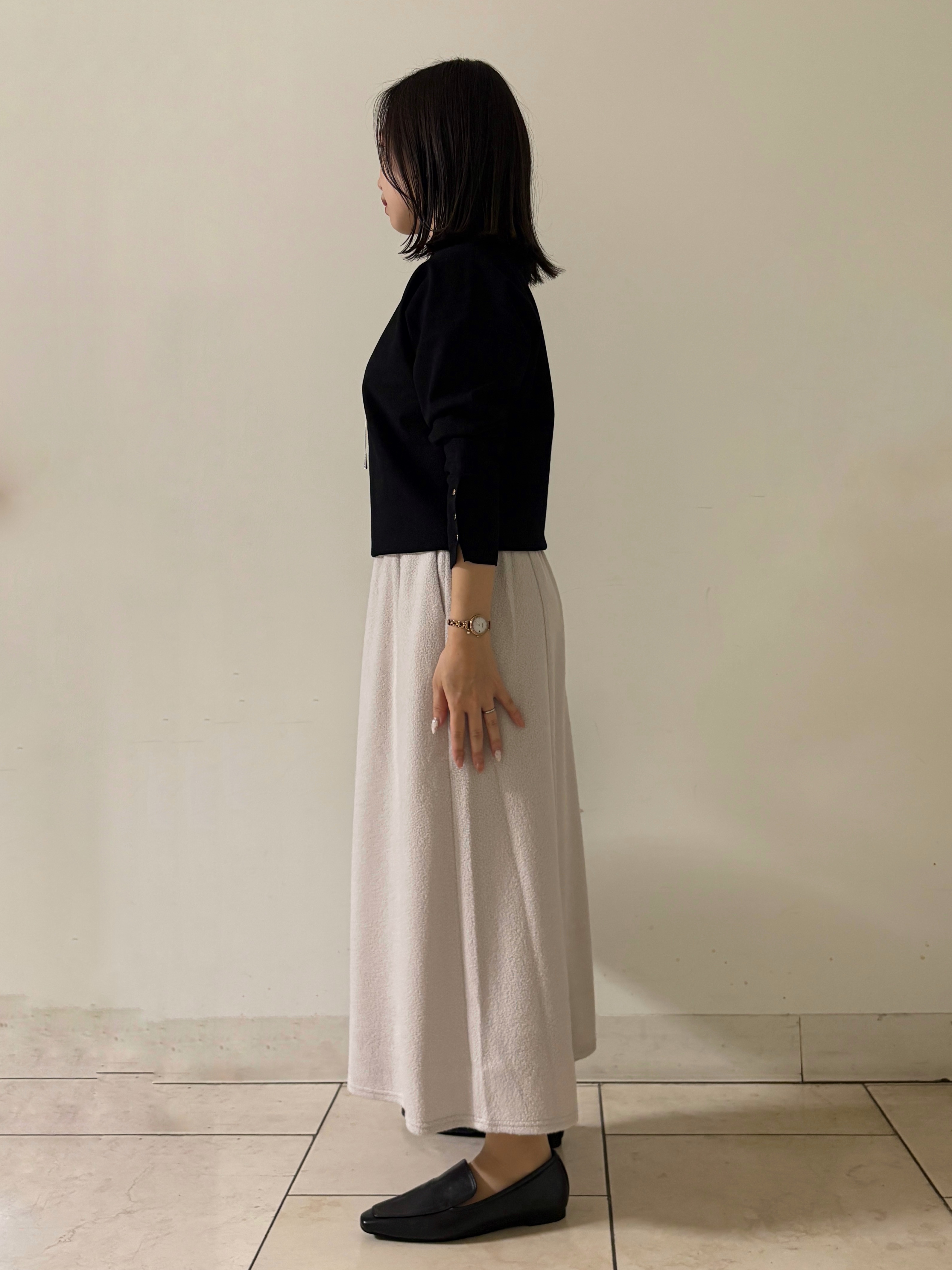 kahoさんの「INDIVI｜【選べる6色／ストレッチ◎】きれいめドルマンスリーブニット」を使ったコーディネート