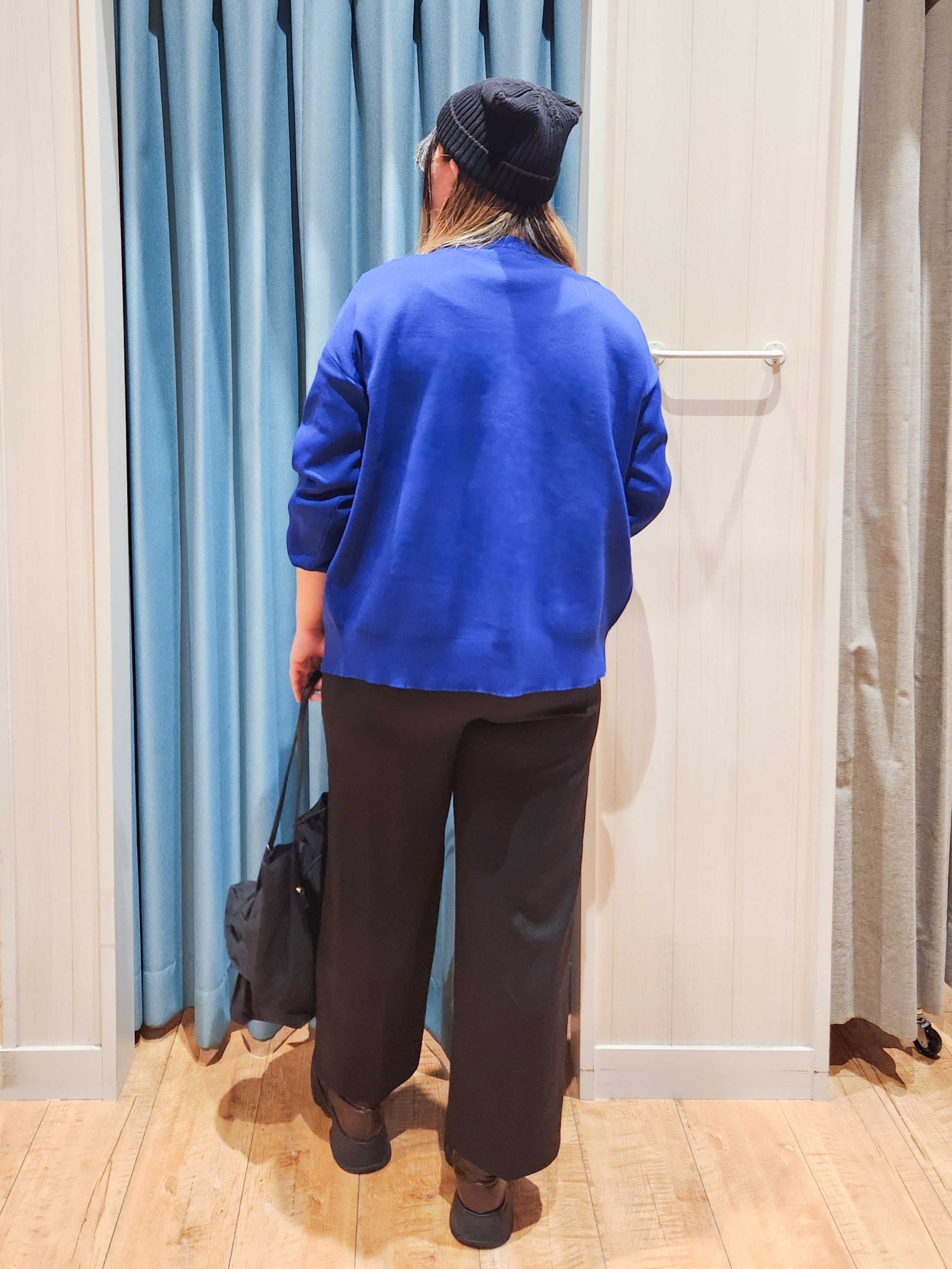 れーやんさんの「SHOO･LA･RUE｜【セットアップ可/洗濯機可】軽やかに羽織れる スポンディッシュ ニットカーディガン」を使ったコーディネート