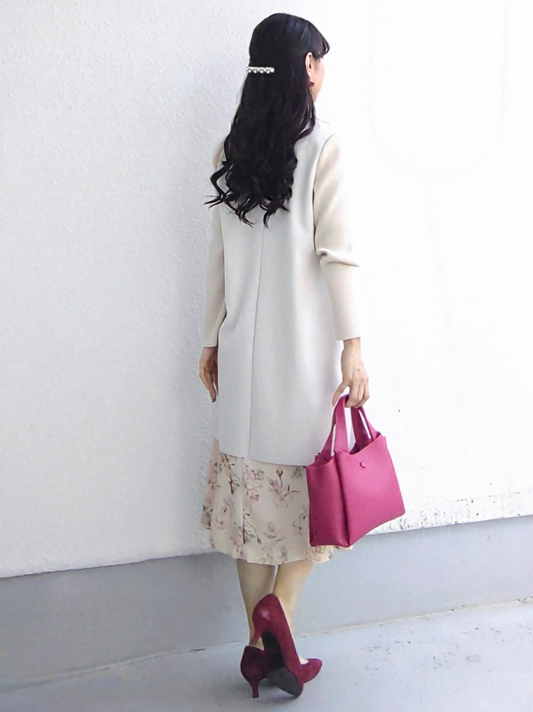 keinaさんの「SunaUna｜【手洗い可／日本製】花柄ワンピース」を使ったコーディネート