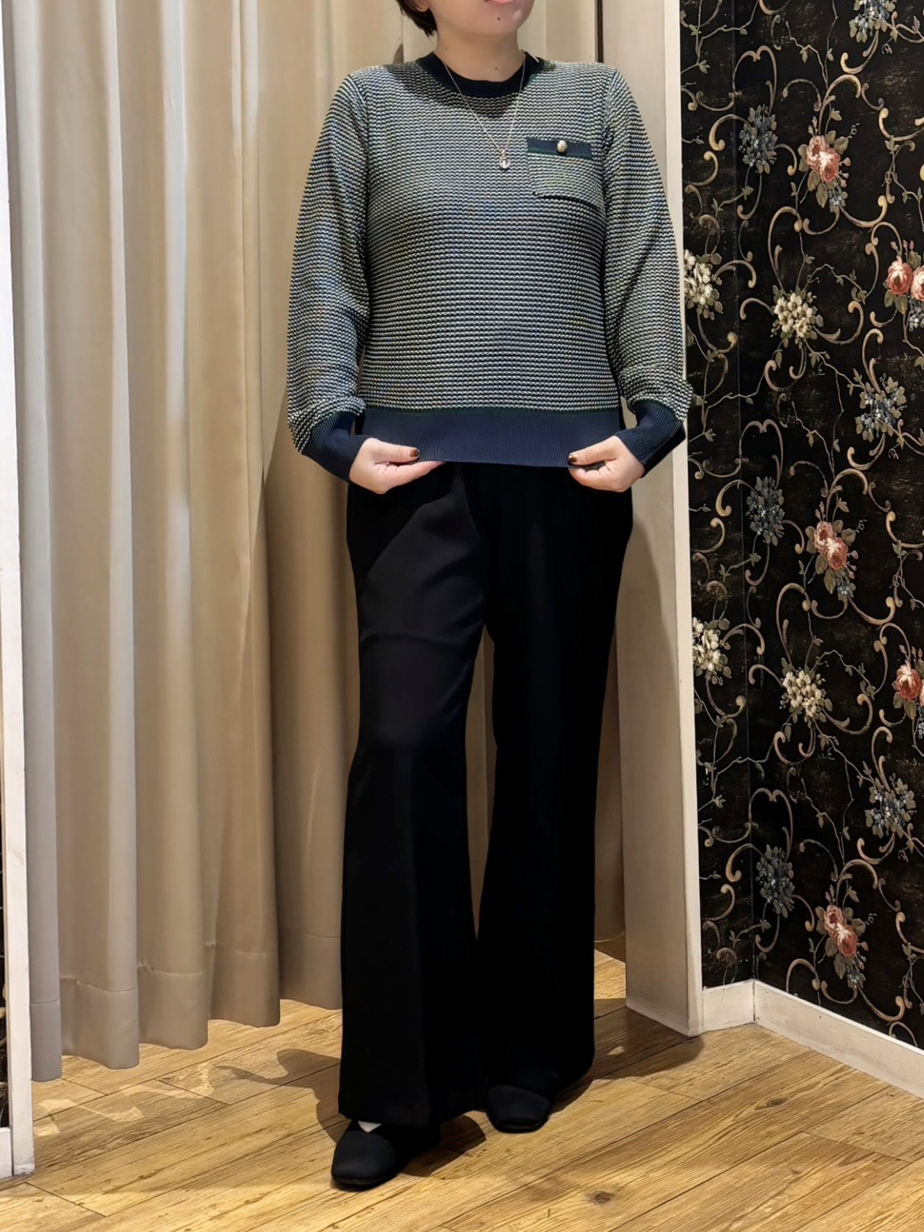 たみさんの「SHOO･LA･RUE｜【S-LL/洗濯機可】1枚でサマになる カノコ編み配色クルーネックニット」を使ったコーディネート