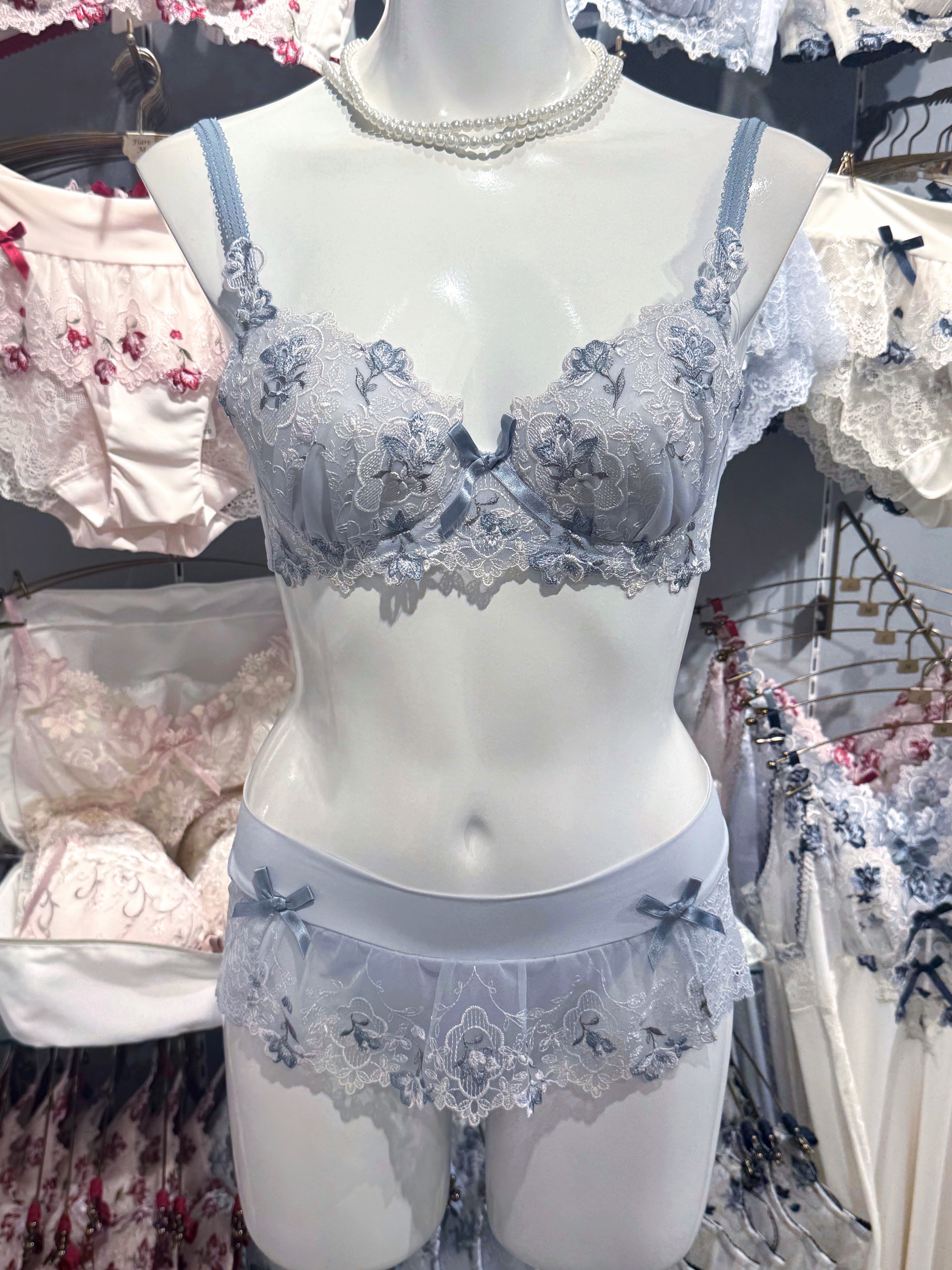 maiさんの「Risa Magli｜アンネリース ブラジャー （B－C） ＜Side Shape（サイドシェイプ）＞」を使ったコーディネート