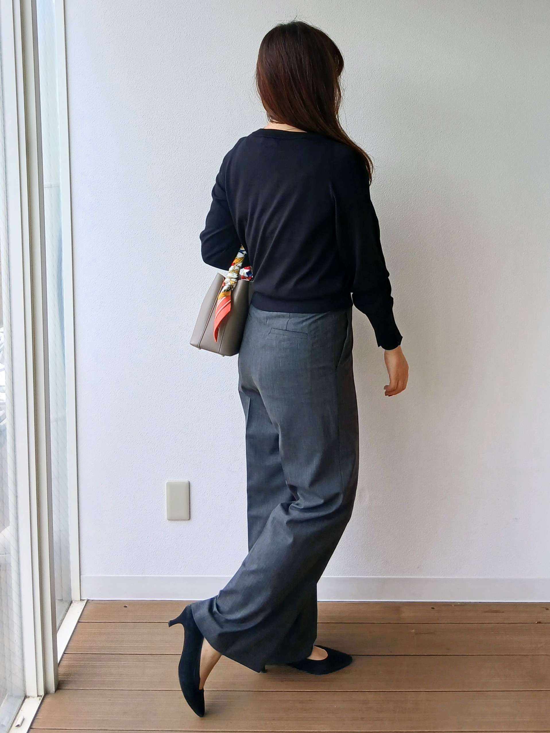 なみきさんの「UNTITLED｜【アンサンブル可能/オンオフ使える】シルクウールカシミヤプルオーバー」を使ったコーディネート