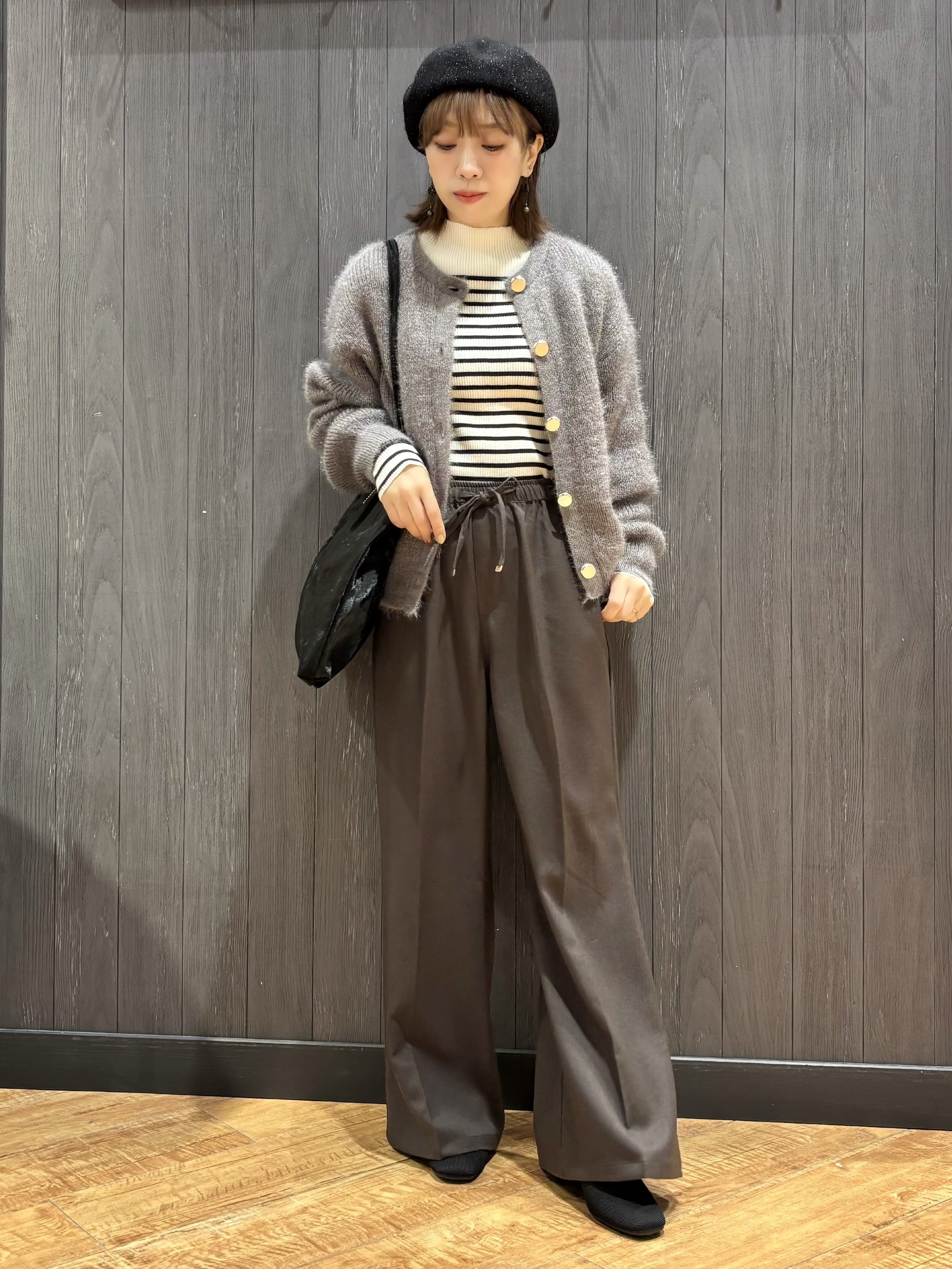 meiさんの「SHOO･LA･RUE｜【S-LL】ゆるもこ シャギーニットカーディガン」を使ったコーディネート