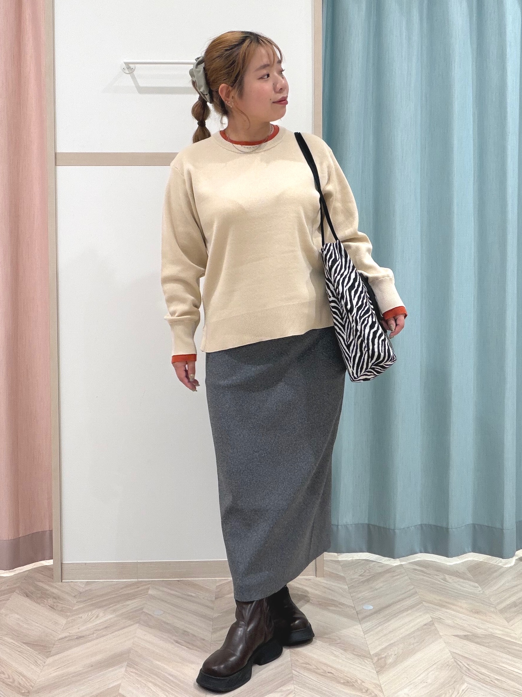 まちゃんなちゃんさんの「SHOO･LA･RUE｜【洗濯機可/S-LL】配色がアクセント スウェットライクニット」を使ったコーディネート