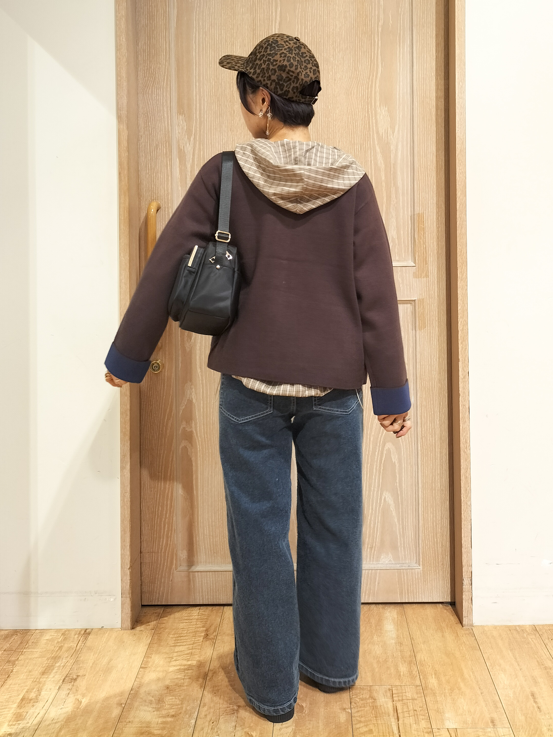 YUKIさんの「SHOO･LA･RUE｜【S-LL/洗濯機可/静電気防止】もちもち配色ダブルフェイスカーディガン」を使ったコーディネート