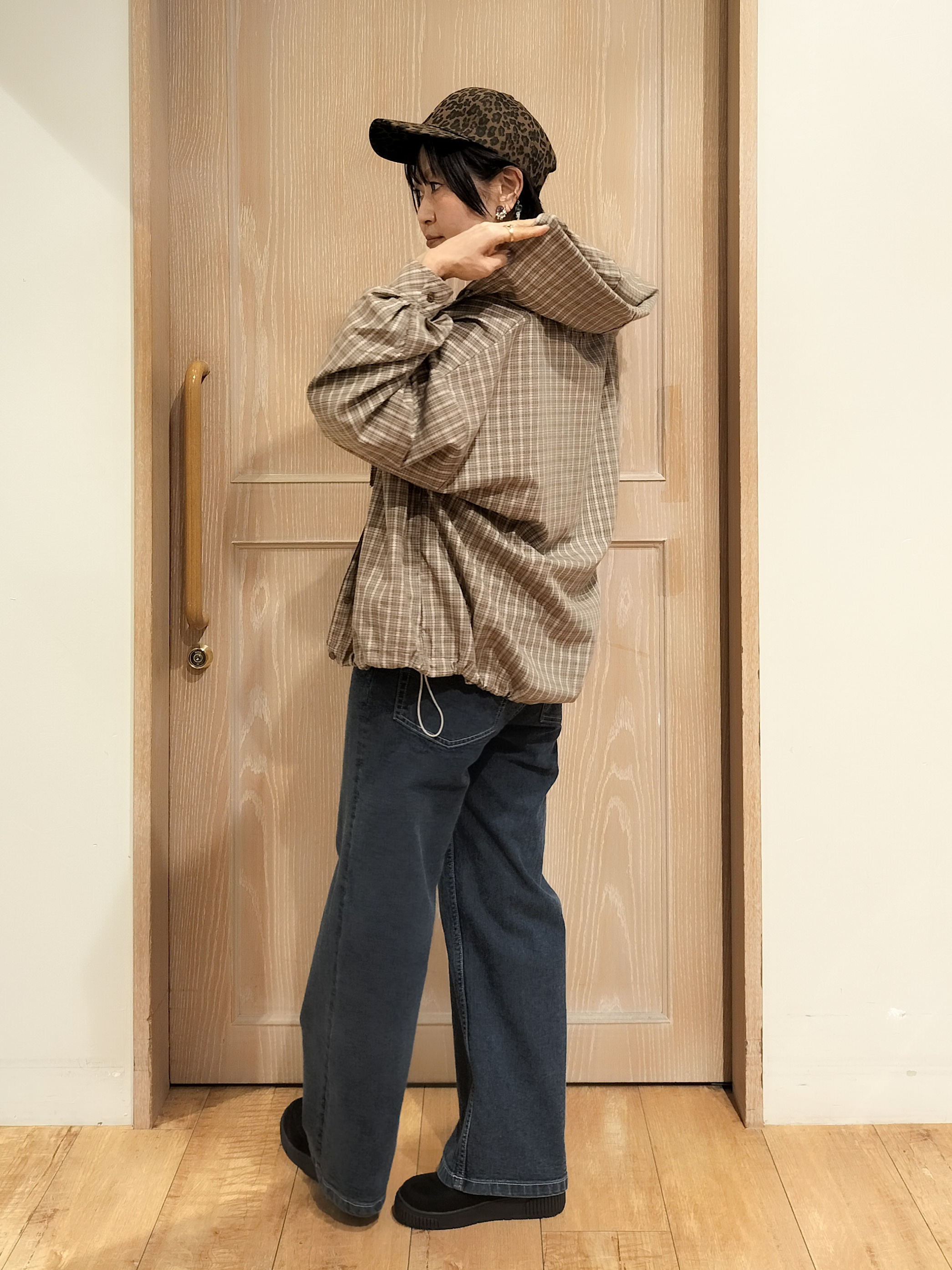 YUKIさんの「SHOO･LA･RUE｜【S-LL/洗濯機可/静電気防止】もちもち配色ダブルフェイスカーディガン」を使ったコーディネート