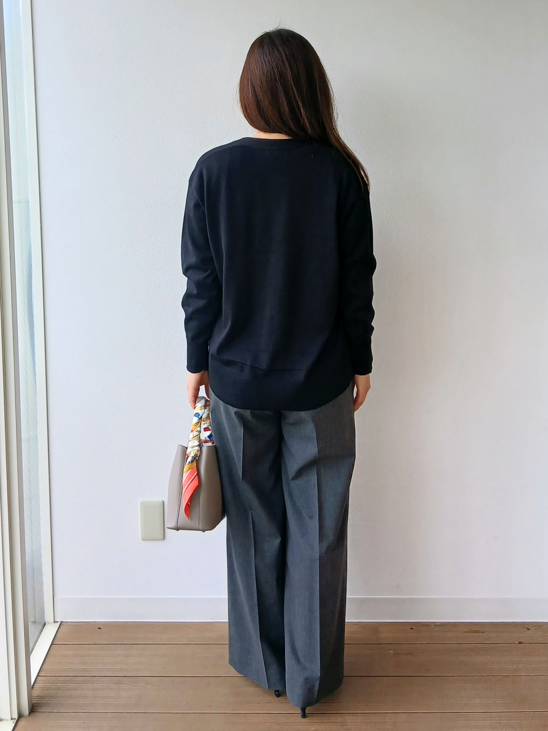 なみきさんの「UNTITLED｜【アンサンブル可/秋羽織り/通勤】シルクウールカシミヤカーディガン」を使ったコーディネート