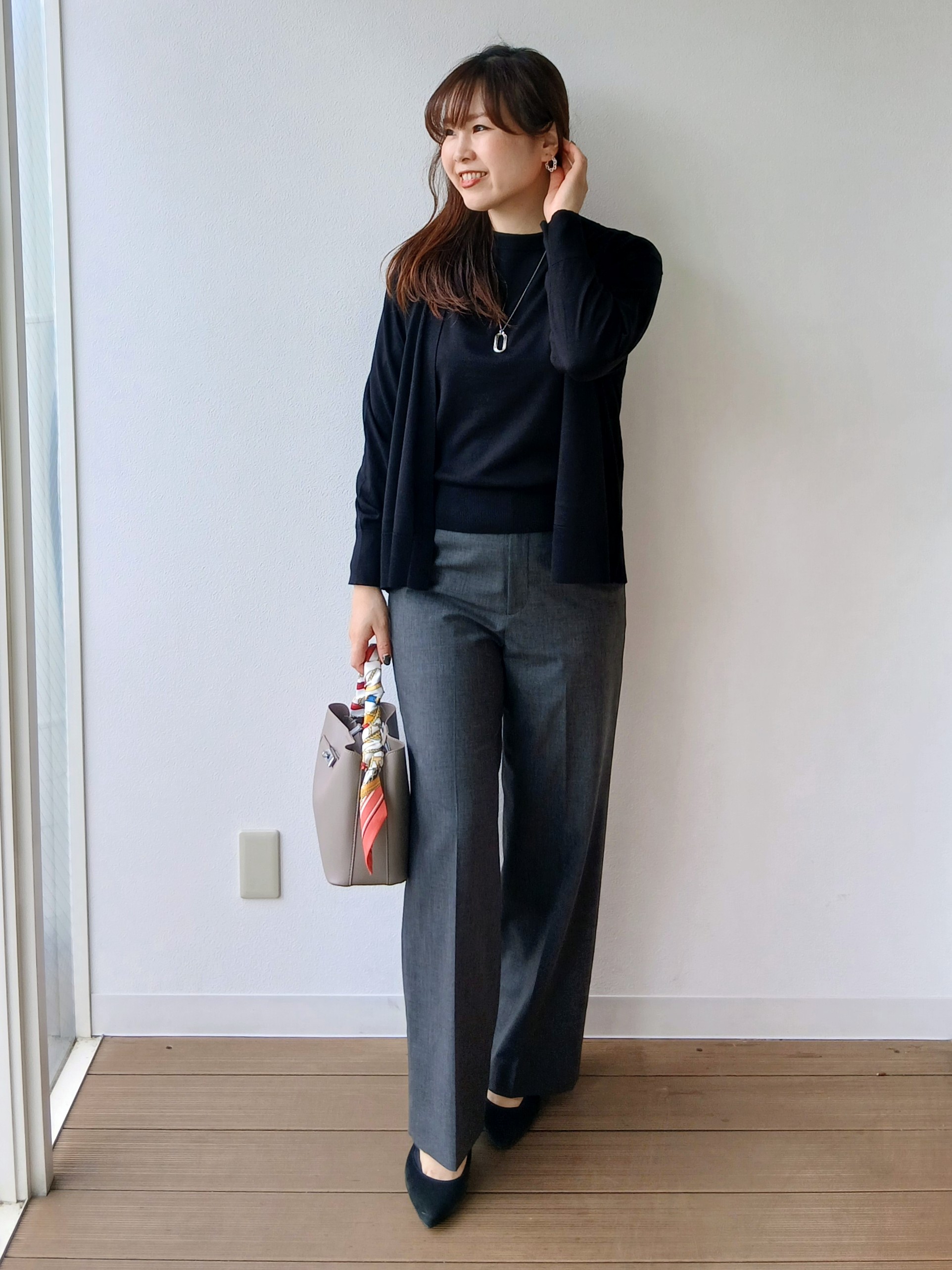 なみきさんの「UNTITLED｜【アンサンブル可/秋羽織り/通勤】シルクウールカシミヤカーディガン」を使ったコーディネート