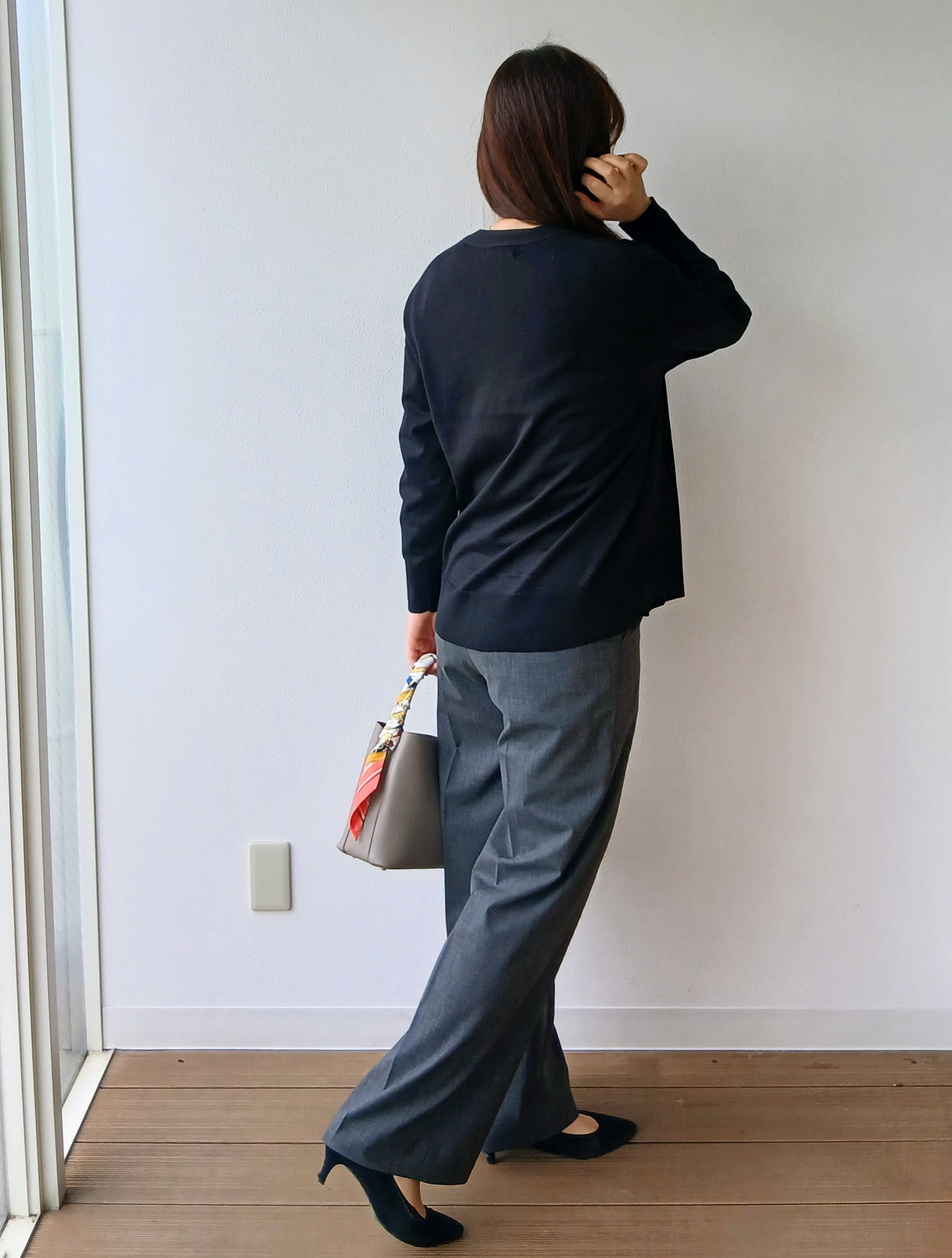 なみきさんの「UNTITLED｜【アンサンブル可/秋羽織り/通勤】シルクウールカシミヤカーディガン」を使ったコーディネート