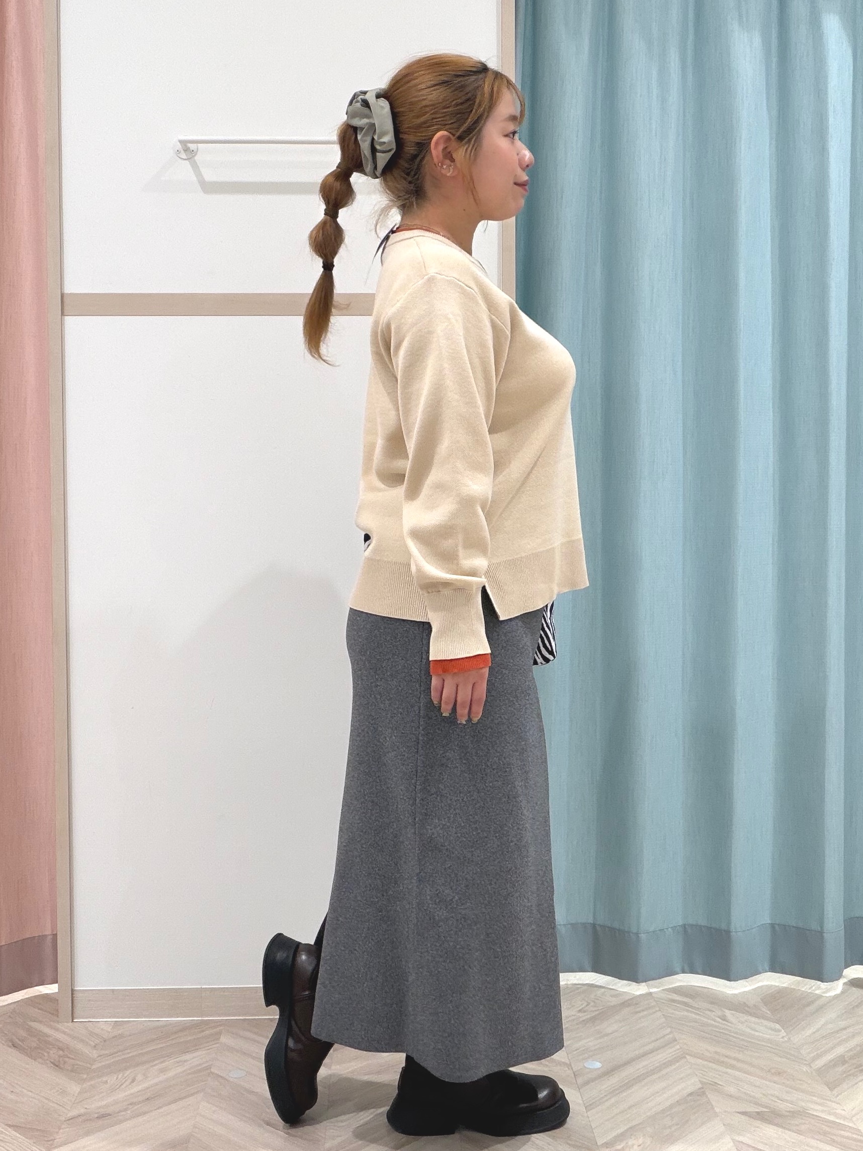 まちゃんなちゃんさんの「SHOO･LA･RUE｜【洗濯機可/S-LL】配色がアクセント スウェットライクニット」を使ったコーディネート