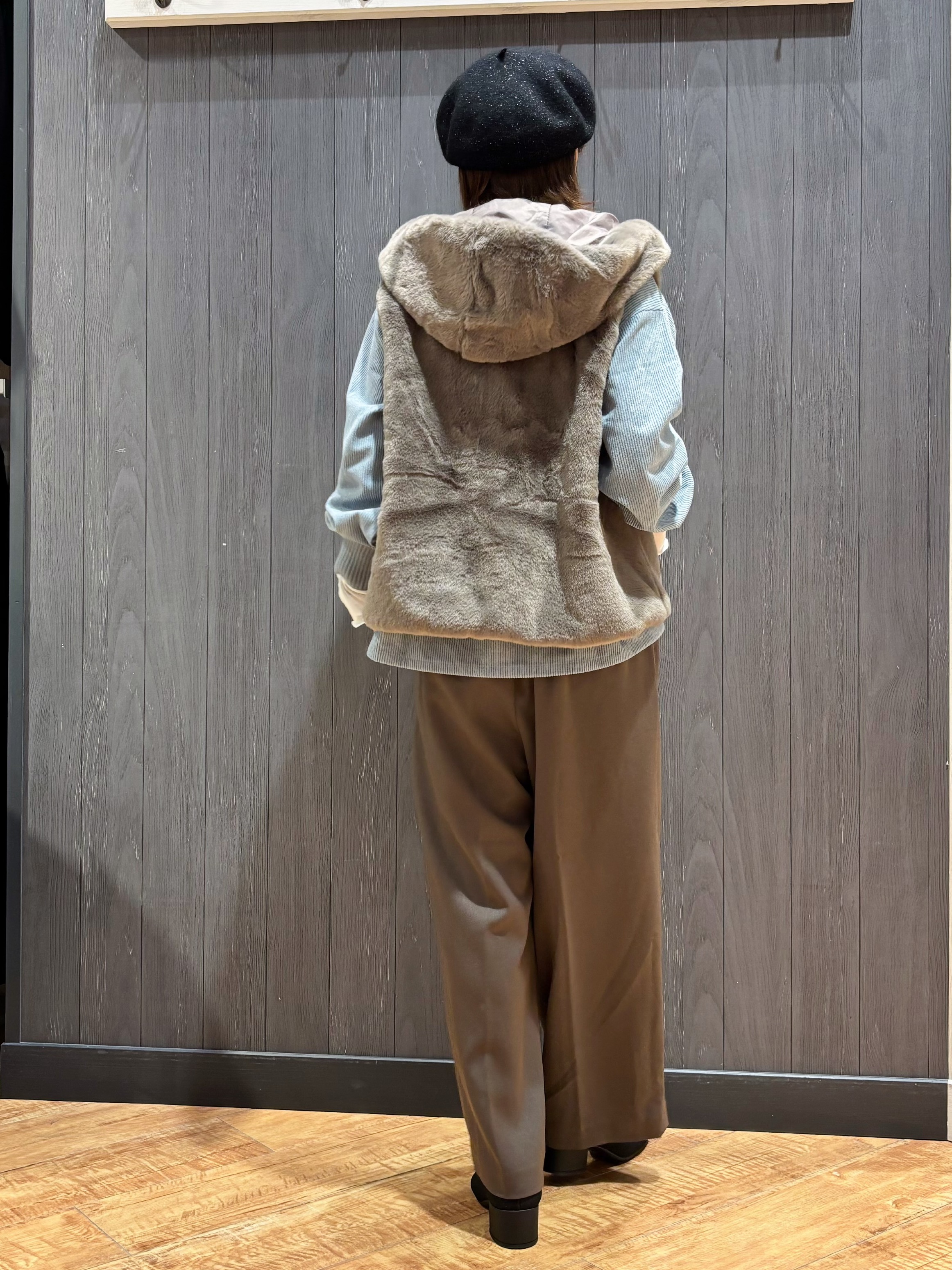 meiさんの「SHOO･LA･RUE｜【洗濯機可/撥水/マルチWAY】ファーライナー付き 毎日欲張りマンパ」を使ったコーディネート