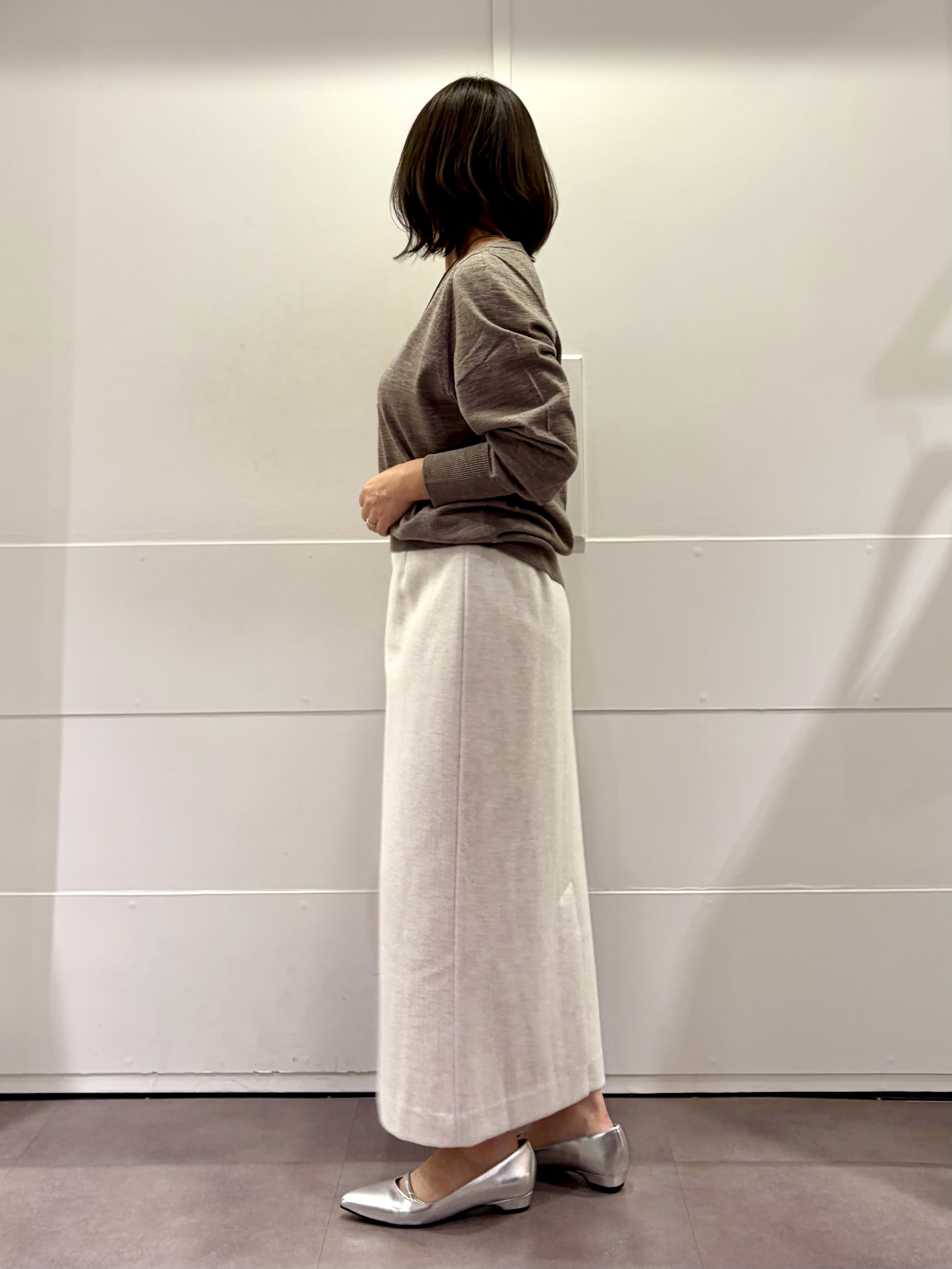 TOKOさんの「UNTITLED｜【アンサンブル可能/オンオフ使える】シルクウールカシミヤプルオーバー」を使ったコーディネート