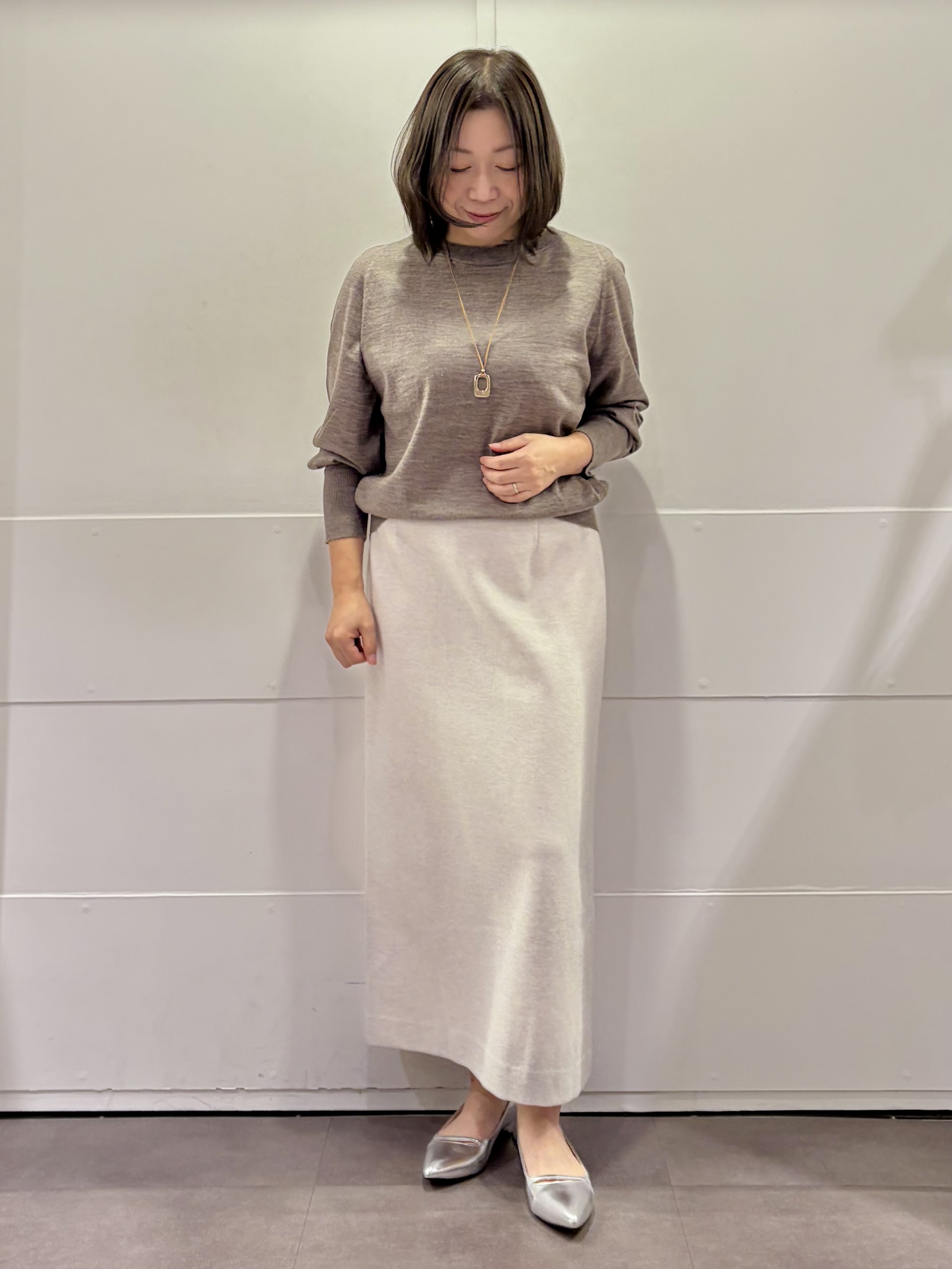 TOKOさんの「UNTITLED｜【アンサンブル可能/オンオフ使える】シルクウールカシミヤプルオーバー」を使ったコーディネート