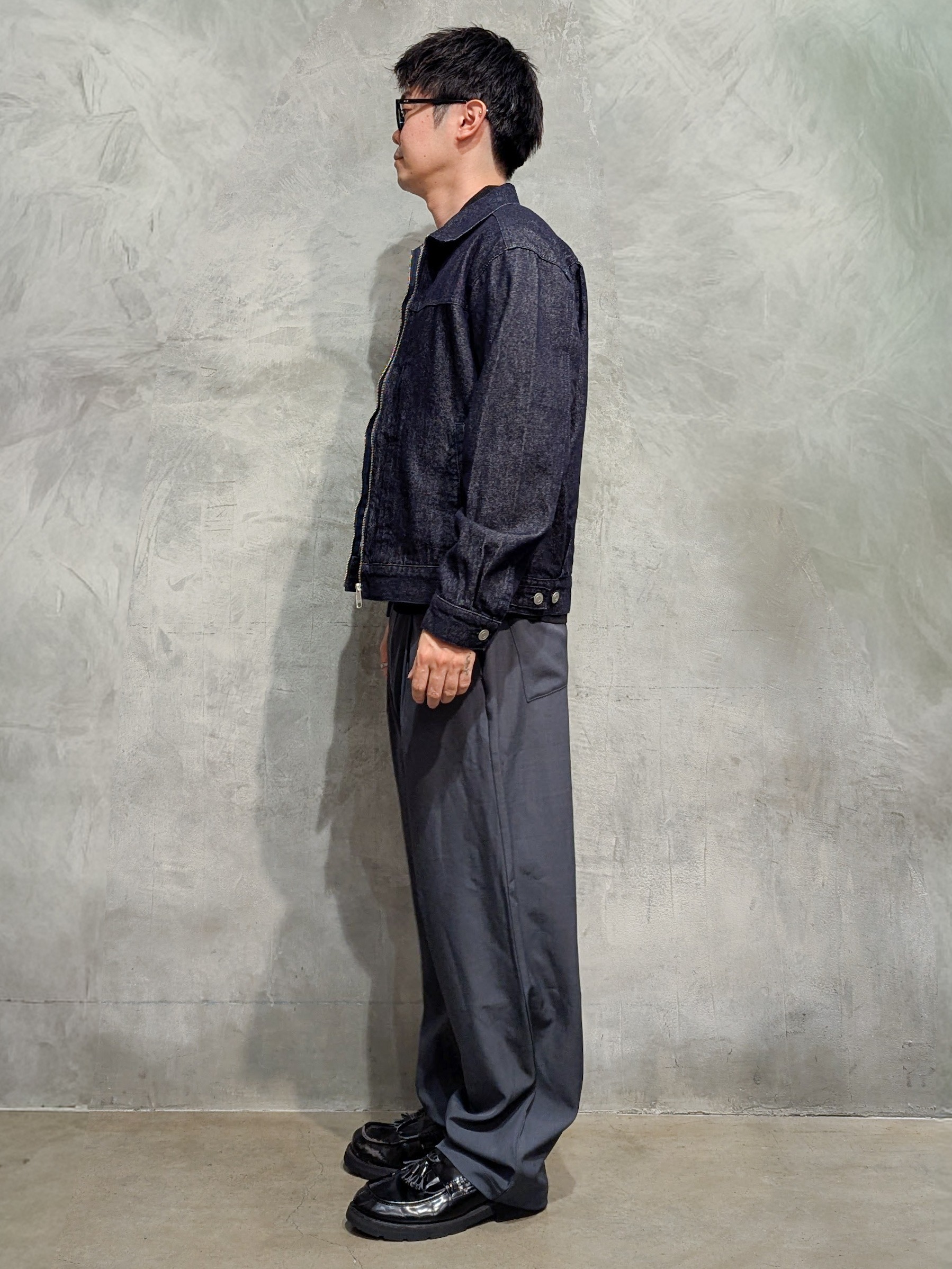daiさんの「THE SHOP TK｜【色落ちしにくい/セットアップ可】デニムライク ジップアップジャケット」を使ったコーディネート