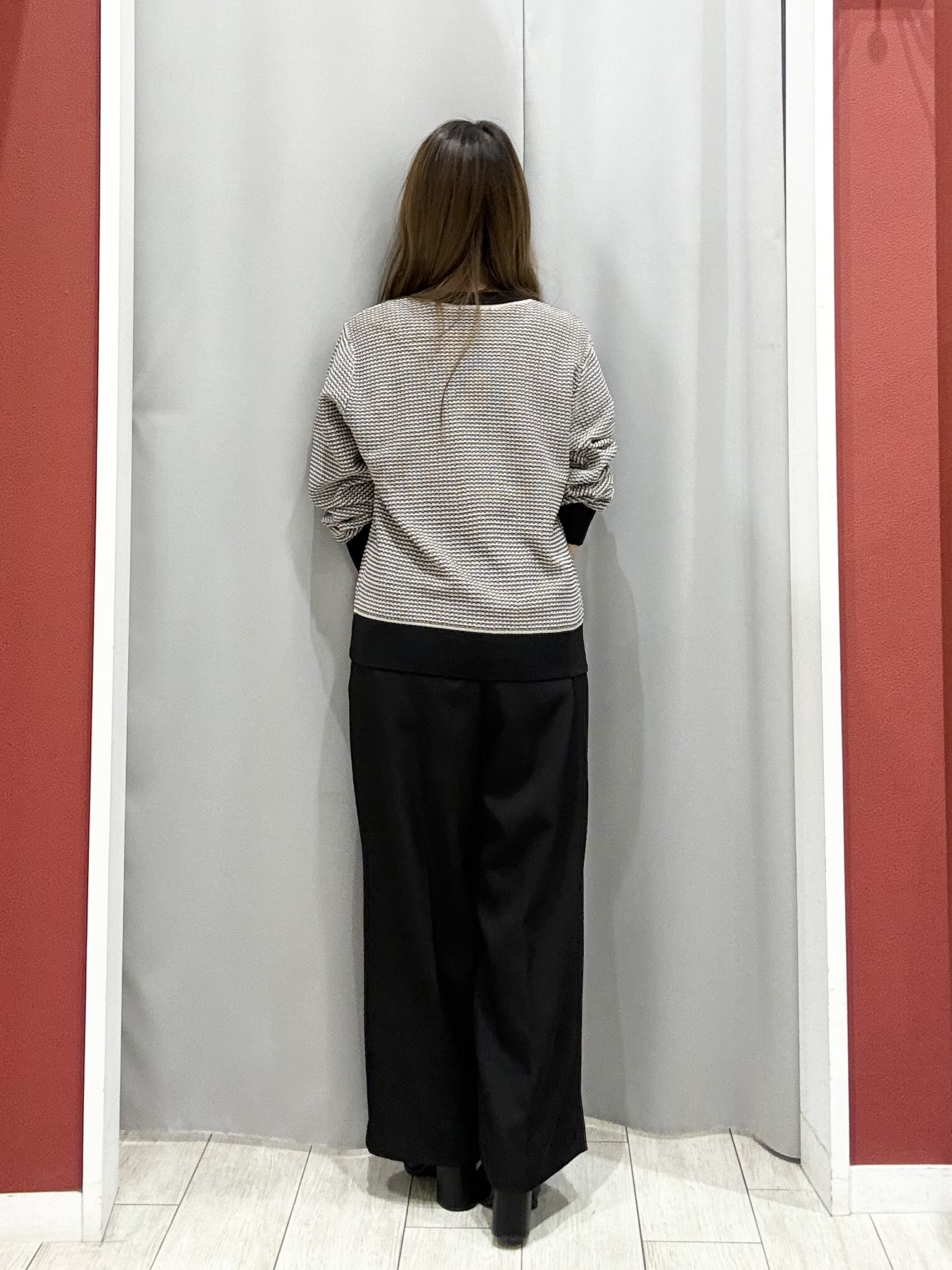shioさんの「SHOO･LA･RUE｜【S-LL/洗濯機可】1枚でサマになる カノコ編み配色クルーネックニット」を使ったコーディネート