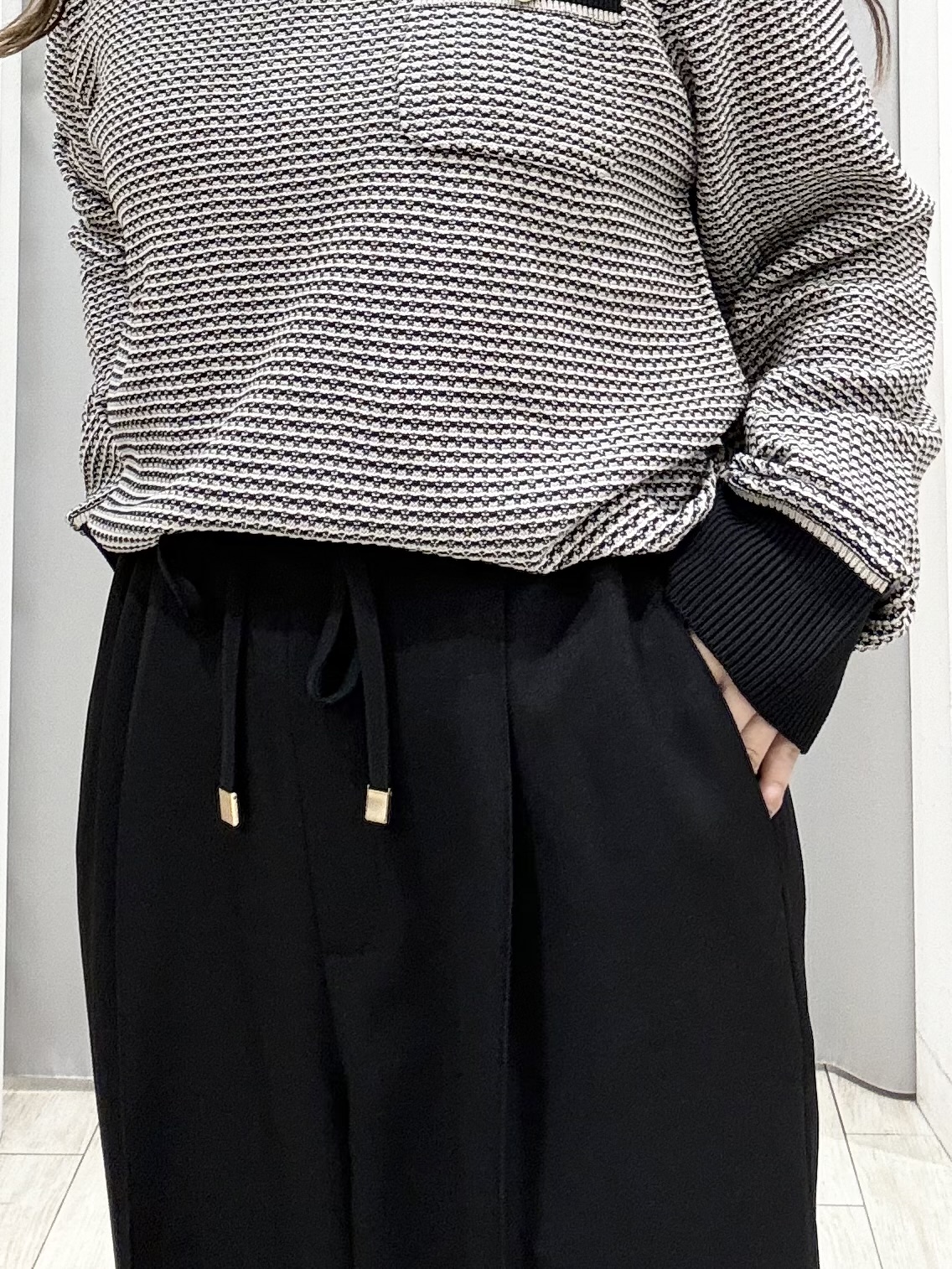shioさんの「SHOO･LA･RUE｜【S-LL/洗濯機可】1枚でサマになる カノコ編み配色クルーネックニット」を使ったコーディネート
