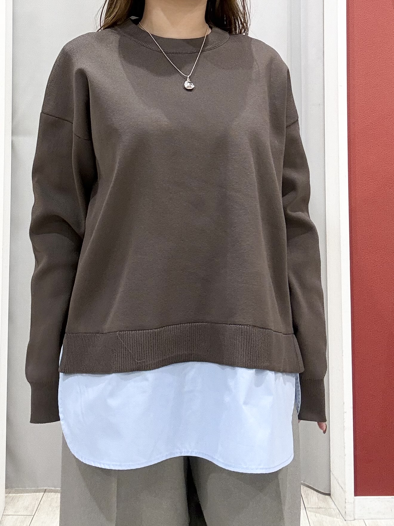shioさんの「SHOO･LA･RUE｜【S-LL】着るだけできまる シャツレイヤード風 スポンディッシュニット」を使ったコーディネート