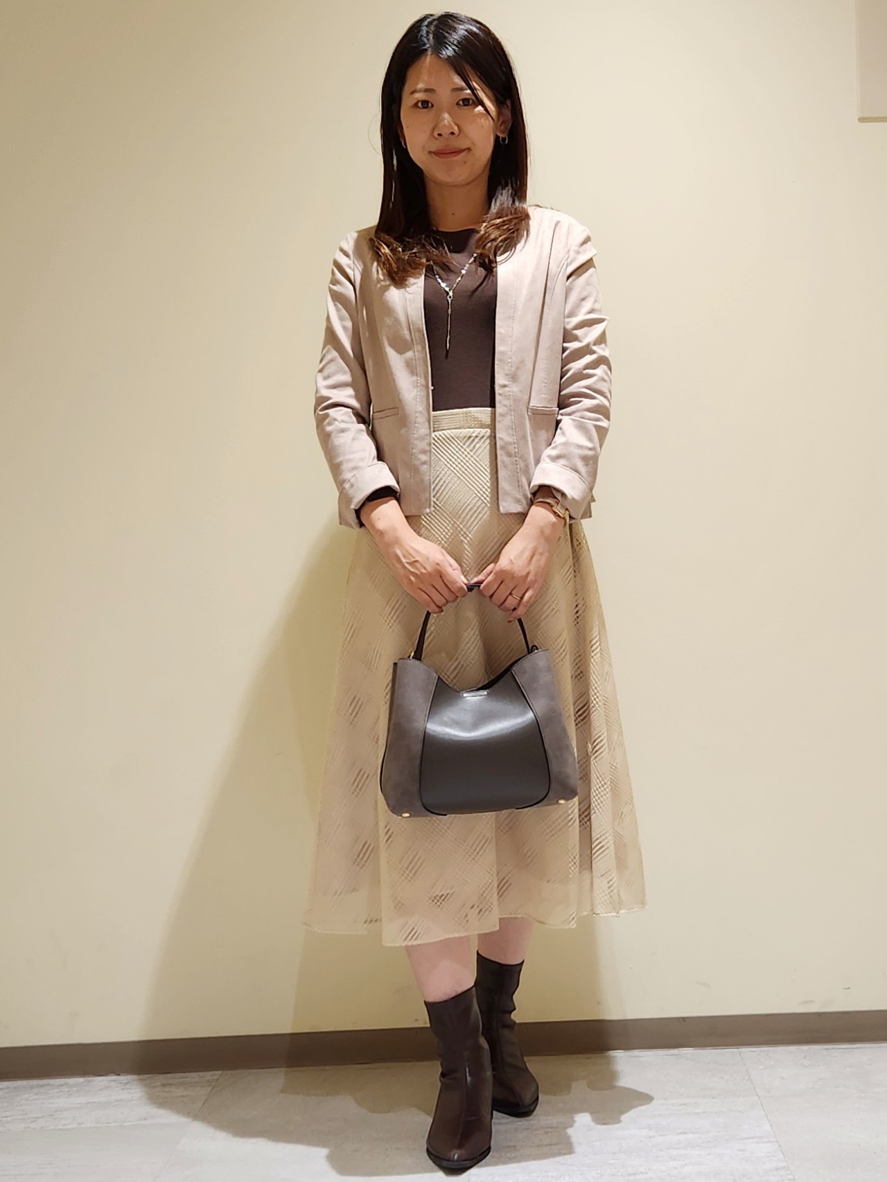 yukaさんの「COUP DE CHANCE｜【手洗い可/セットアップ可】スエード調ノーカラージャケット」を使ったコーディネート