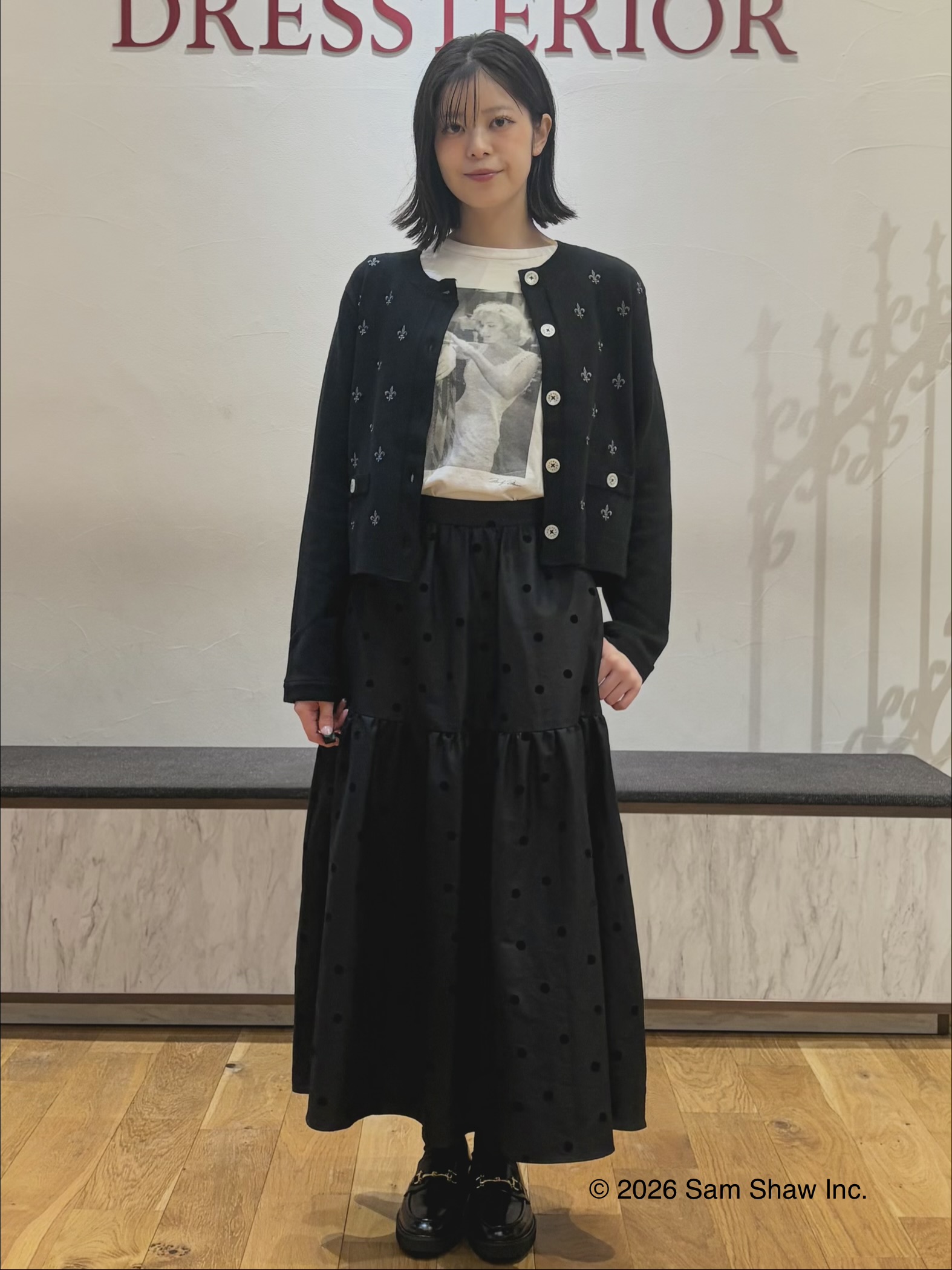 pupiさんの「DRESSTERIOR｜リリークレストカーディガン」を使ったコーディネート