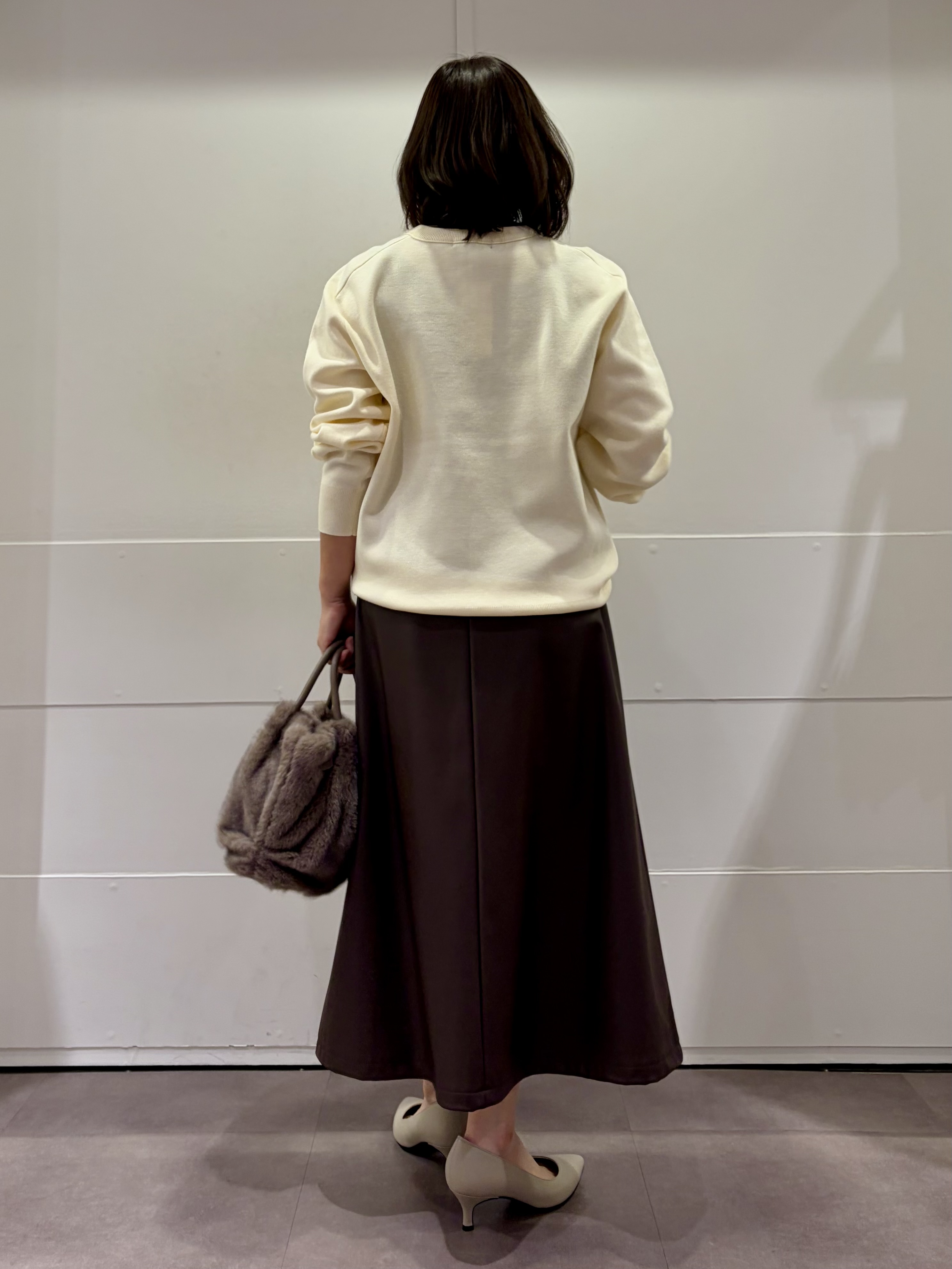 TOKOさんの「UNTITLED｜【きれいめカジュアル】スウェットライクニットプルオーバー」を使ったコーディネート