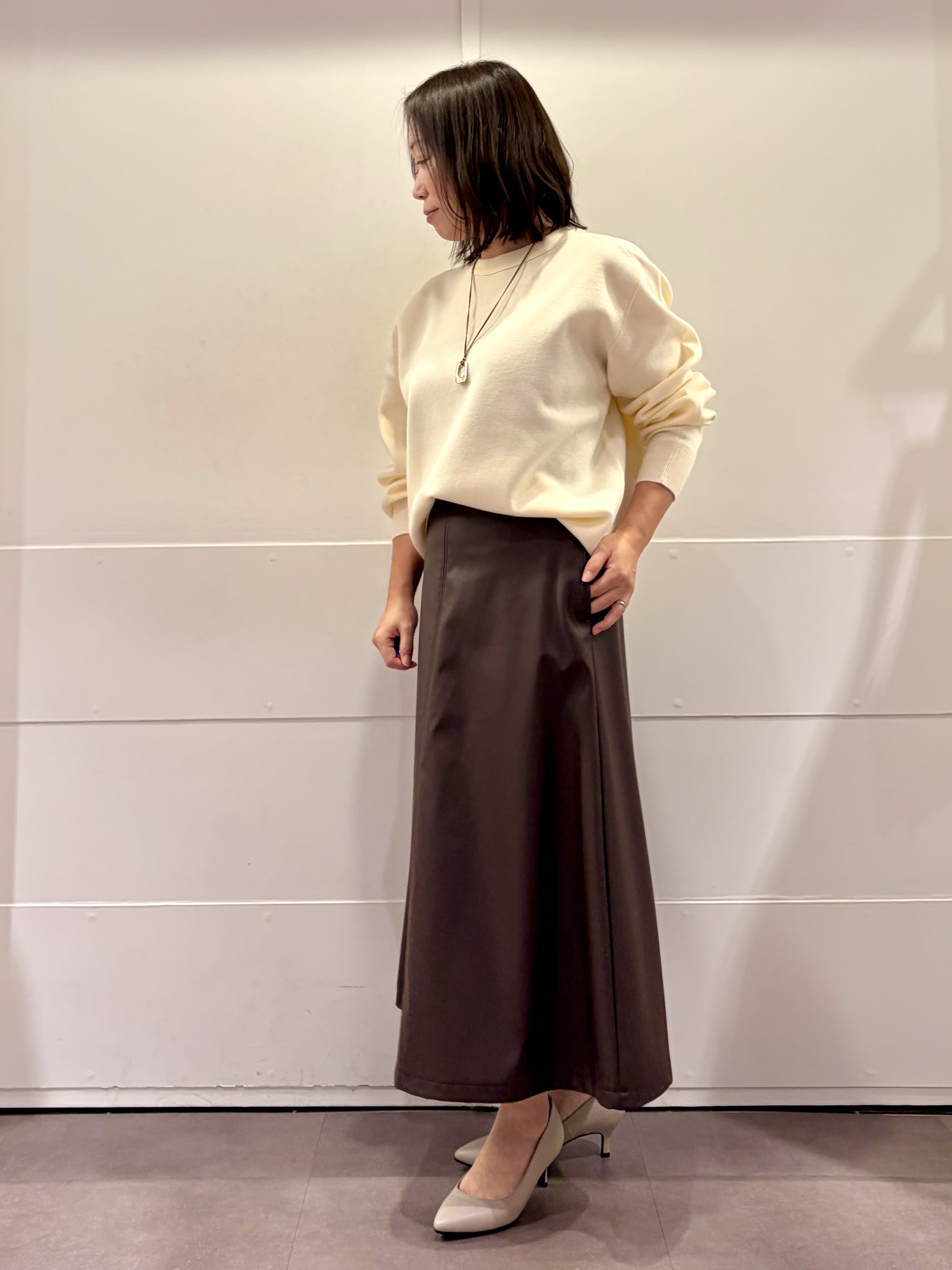 TOKOさんの「UNTITLED｜【きれいめカジュアル】スウェットライクニットプルオーバー」を使ったコーディネート