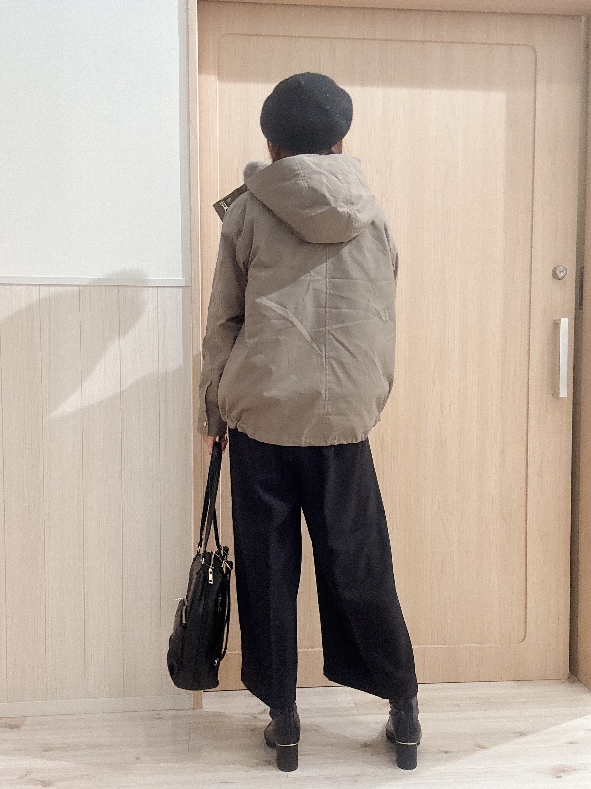 モカさんの「SHOO･LA･RUE｜【洗濯機可/撥水/マルチWAY】ファーライナー付き 毎日欲張りマンパ」を使ったコーディネート