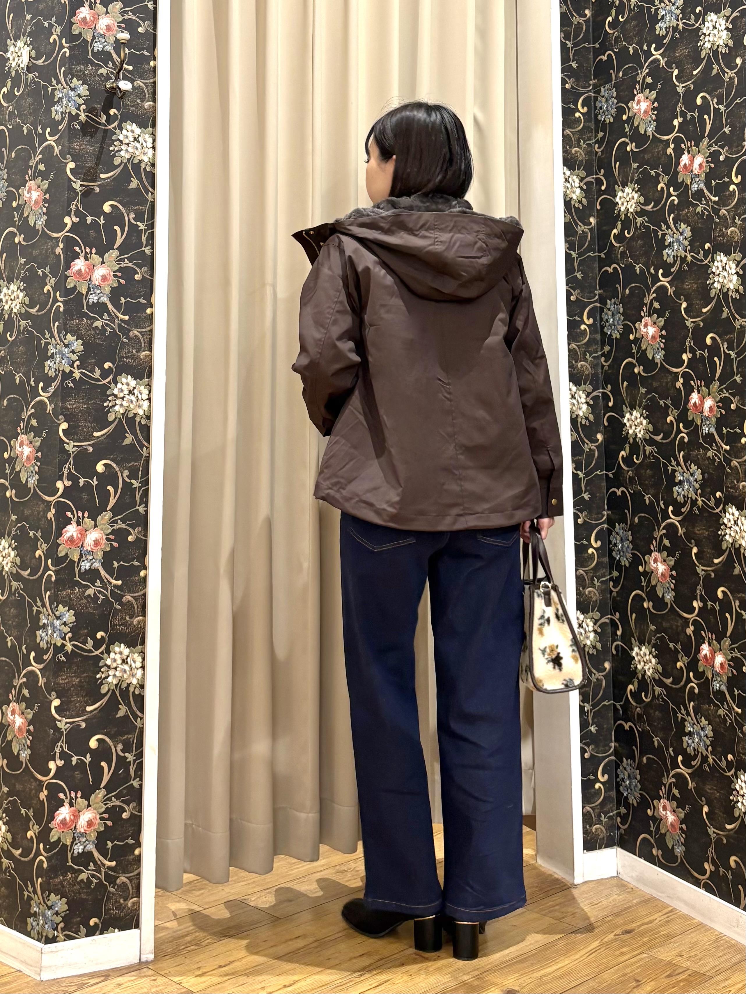 ネリさんの「SHOO･LA･RUE｜【洗濯機可/撥水/マルチWAY】ファーライナー付き 毎日欲張りマンパ」を使ったコーディネート