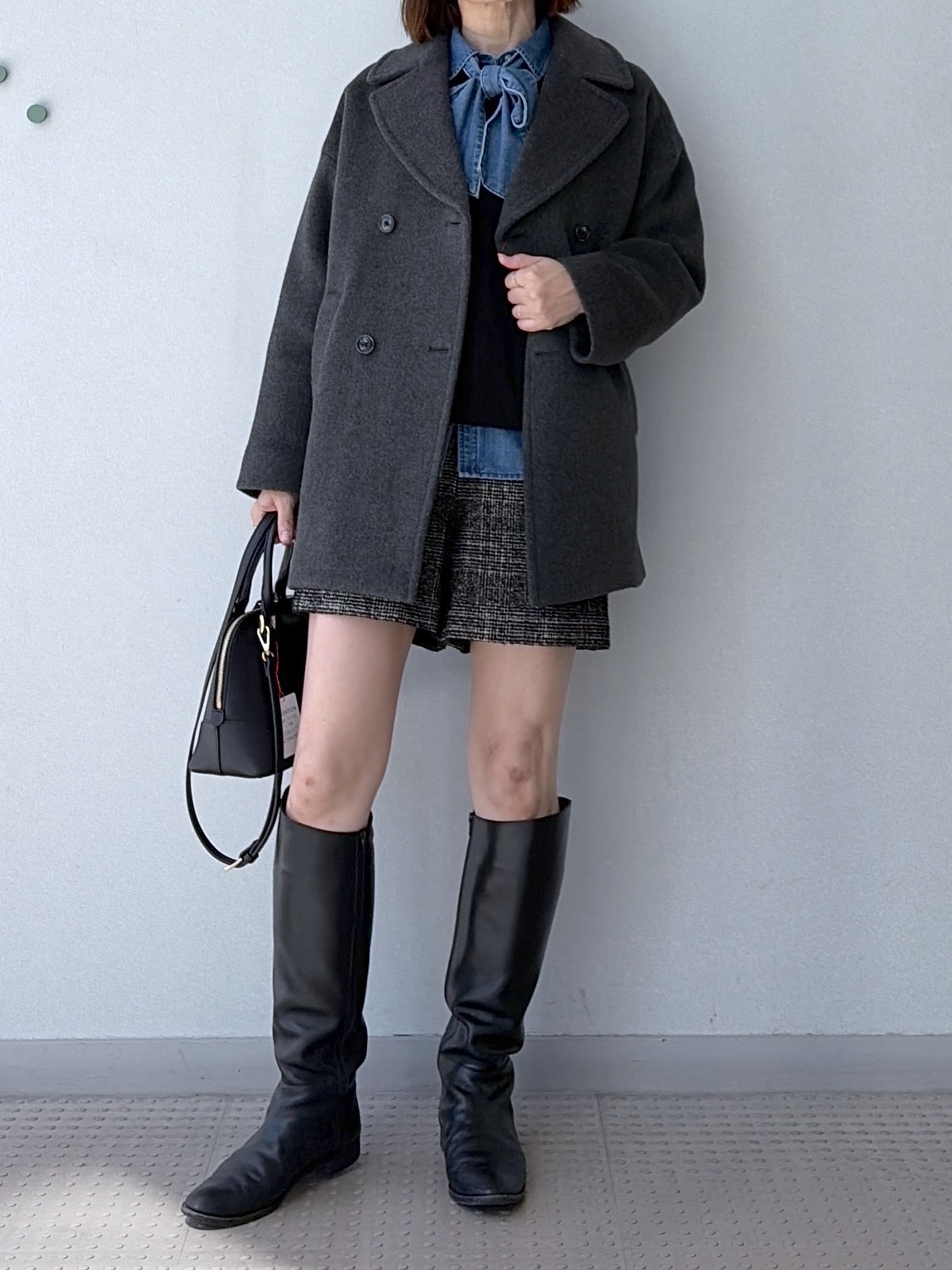 yoshikadoさんの「DRESSTERIOR｜【取り外し可能】2WAY ボウタイデニムシャツ」を使ったコーディネート