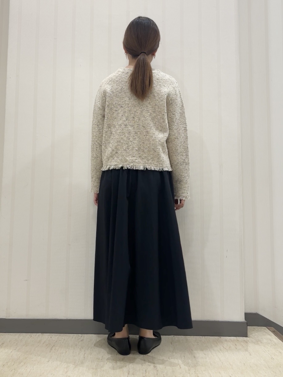 ちひさんの「INDIVI｜【華やか／ラメ】ミックスツイード ニットジャケット」を使ったコーディネート