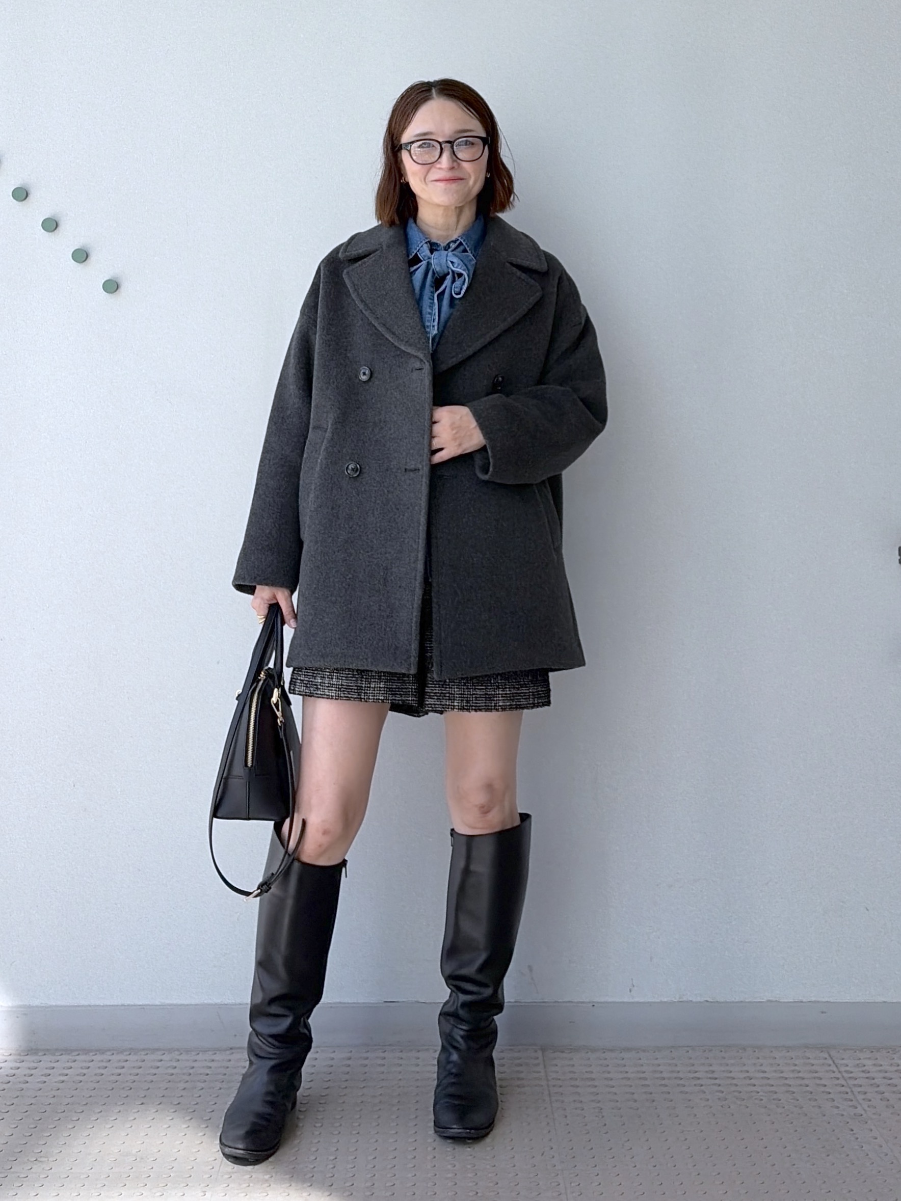 yoshikadoさんの「DRESSTERIOR｜【取り外し可能】2WAY ボウタイデニムシャツ」を使ったコーディネート