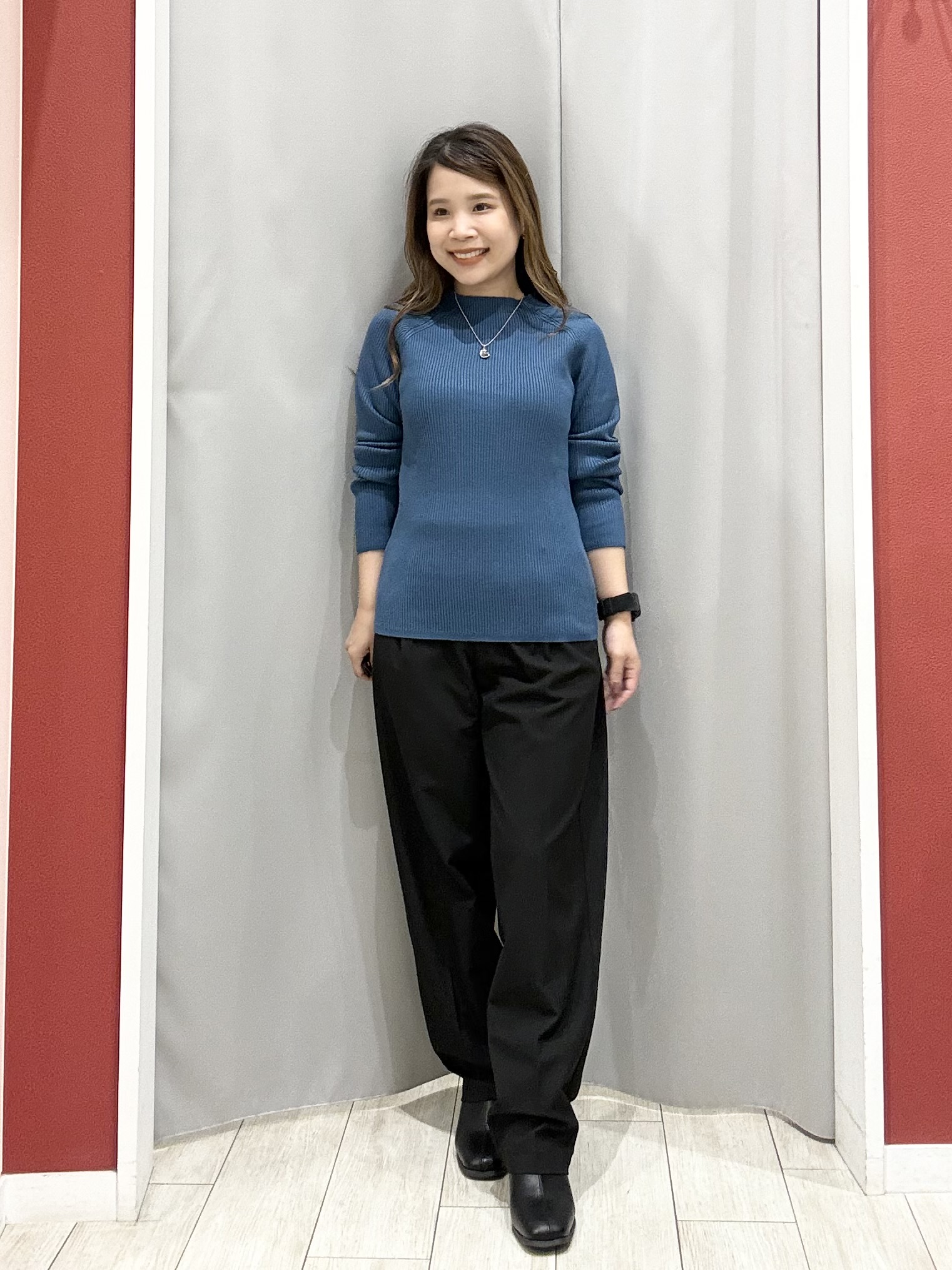 shioさんの「SHOO･LA･RUE｜【S-LL/洗濯機可/ストレッチ】動きやすく軽やか スエード調ノーカラージップブルゾン」を使ったコーディネート
