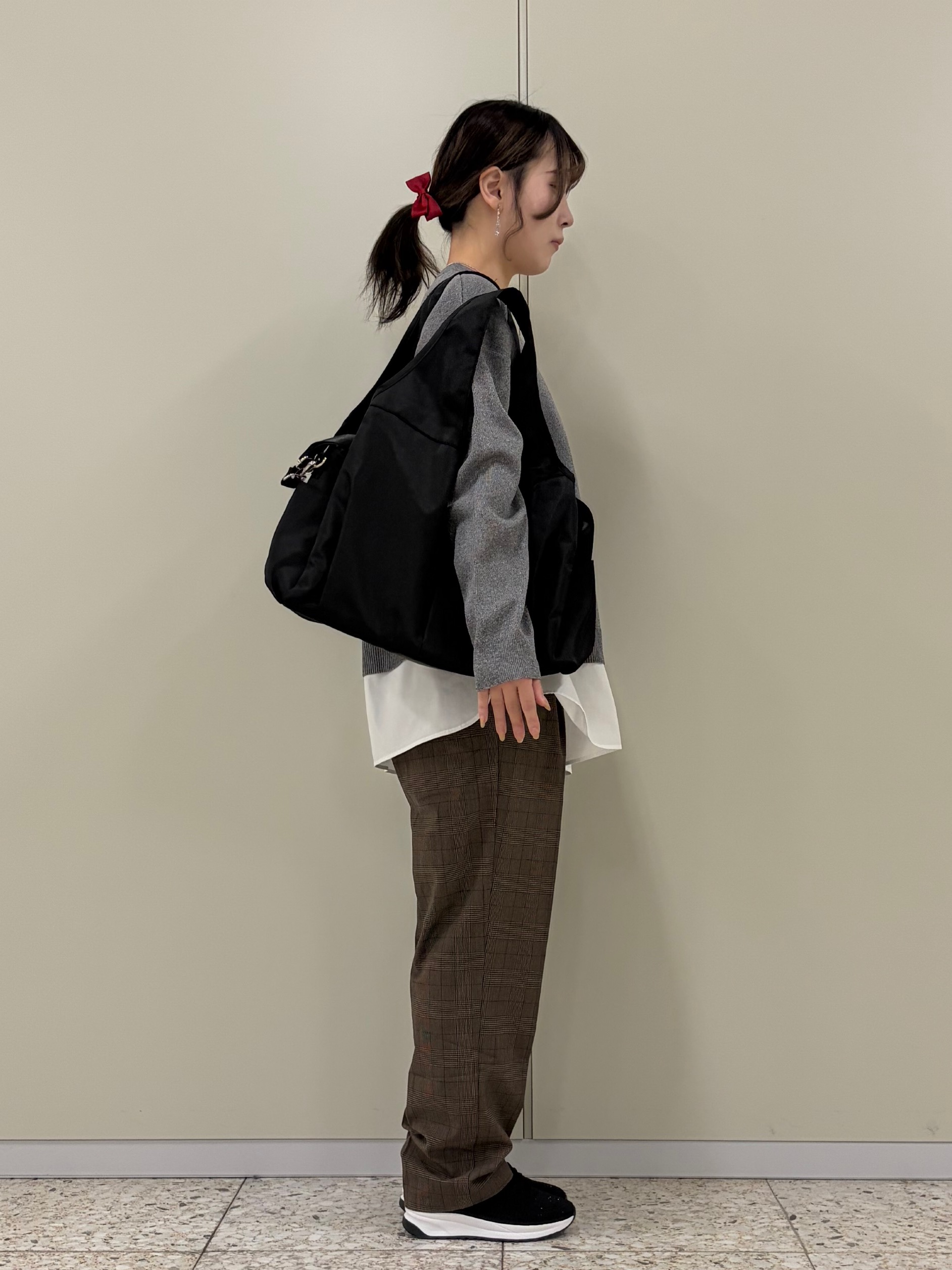 ひよりん⭐️さんの「SHOO･LA･RUE｜【S-LL】着るだけできまる シャツレイヤード風 スポンディッシュニット」を使ったコーディネート