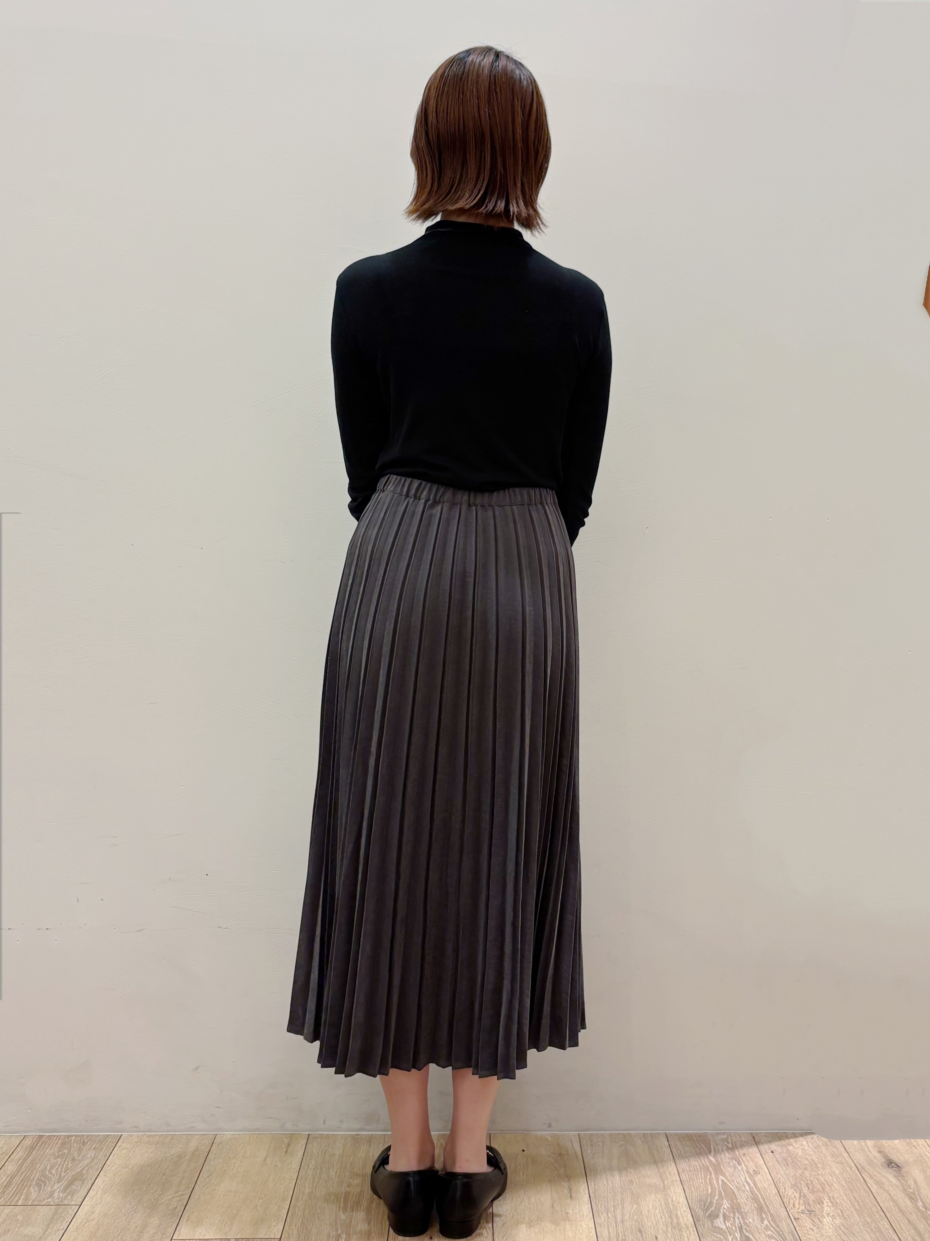 RINさんの「OPAQUE.CLIP｜なめらかシアーハイネックカットソー【洗濯機OK／抗ピル】」を使ったコーディネート