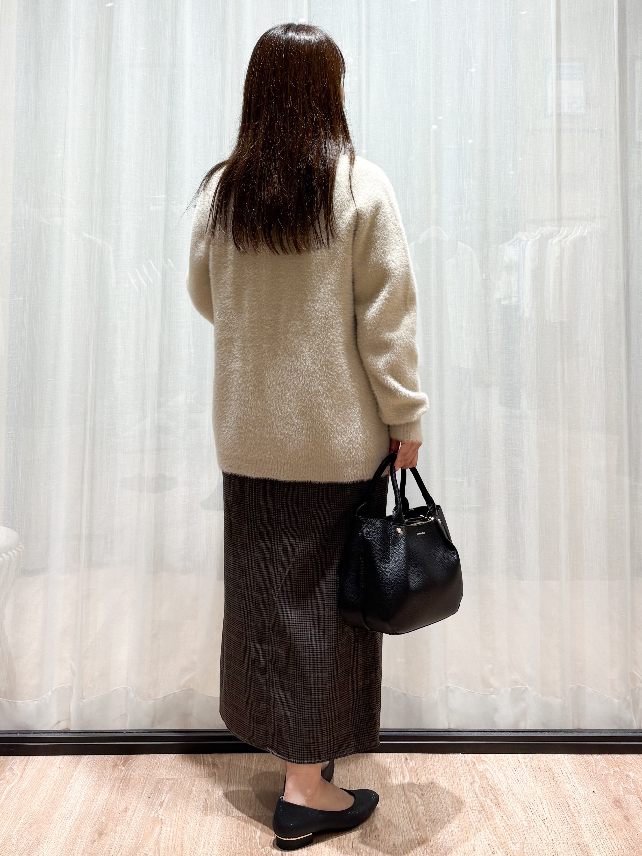 かなさんの「OPAQUE.CLIP｜フェザーヤーンニットカーディガン【洗濯機OK】」を使ったコーディネート